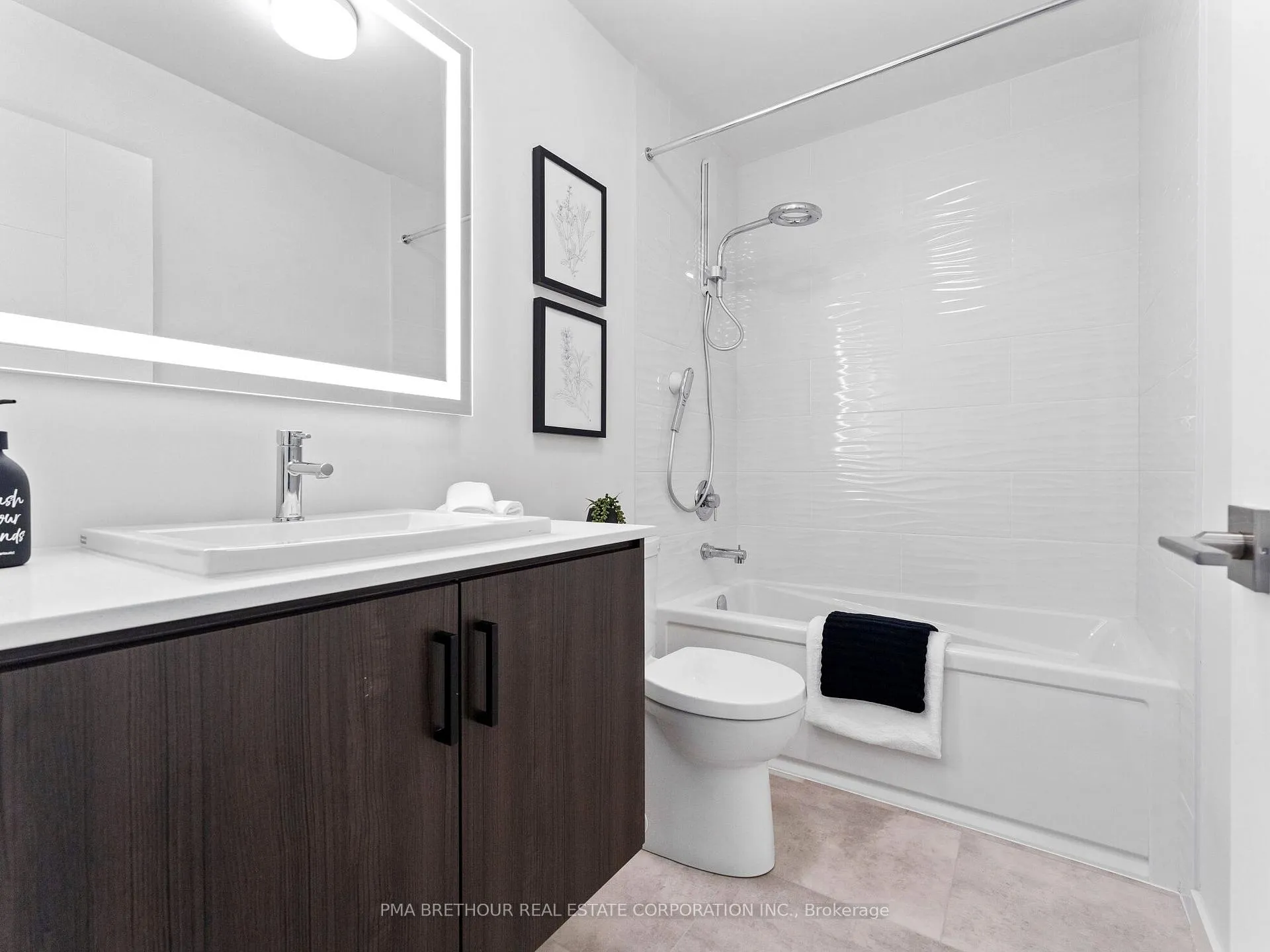 Photo 36 of 18 Rainwater Lane, Barrie, Holly — HOMEH