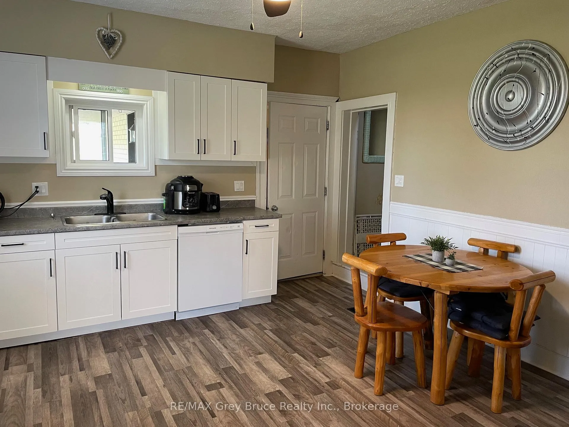 Photo 4 of 236857 2a Concession, Chatsworth — HOMEH