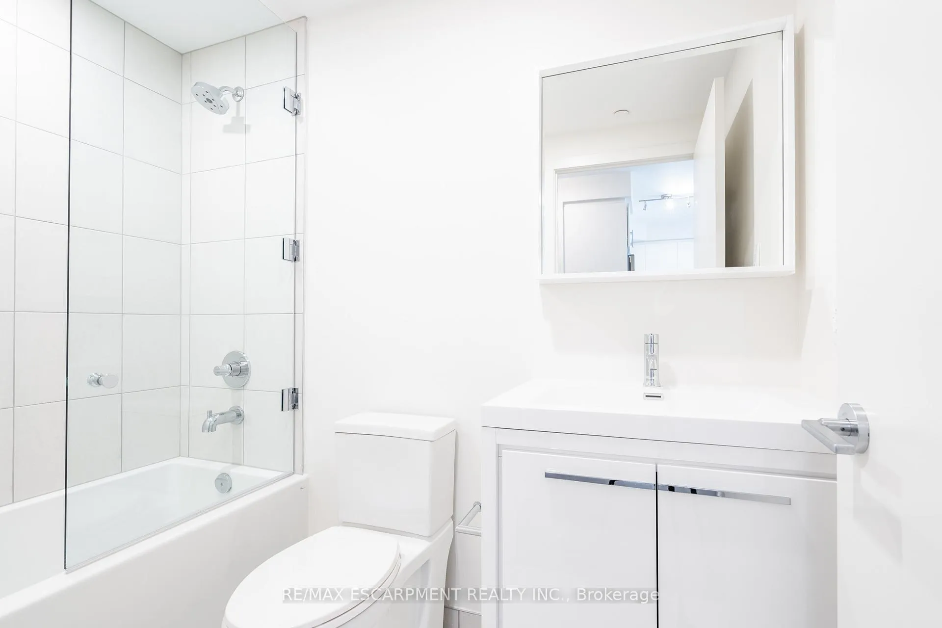 Photo 11 of Unit 816, 212 King William Street, Hamilton, Beasley — HOMEH