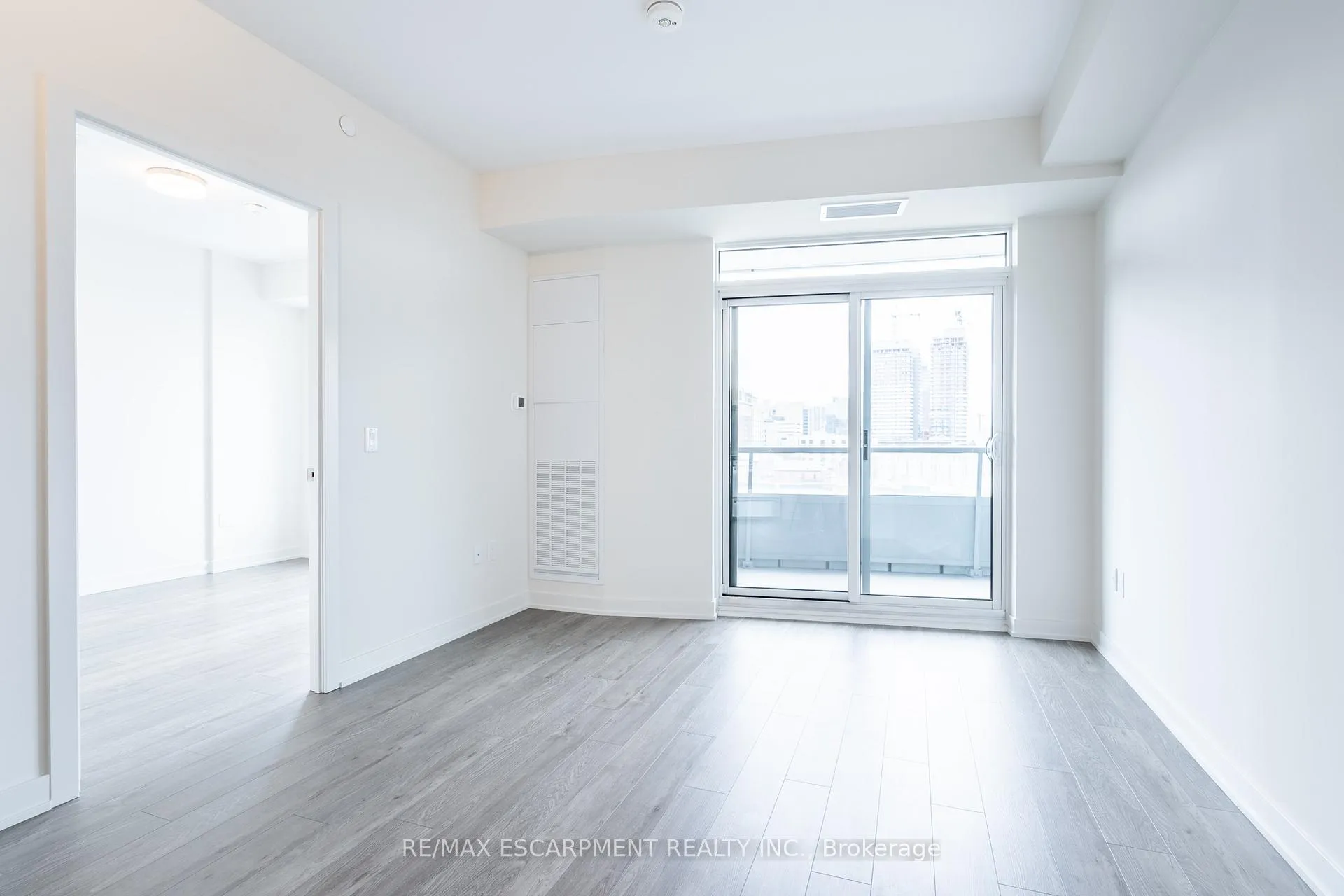 Photo 15 of Unit 816, 212 King William Street, Hamilton, Beasley — HOMEH