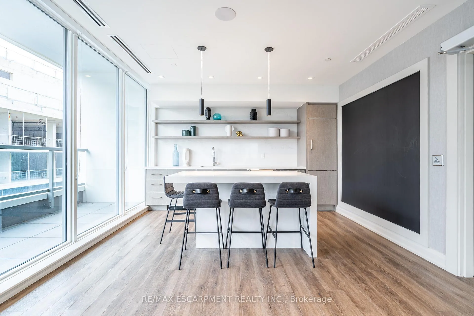 Photo 35 of Unit 816, 212 King William Street, Hamilton, Beasley — HOMEH