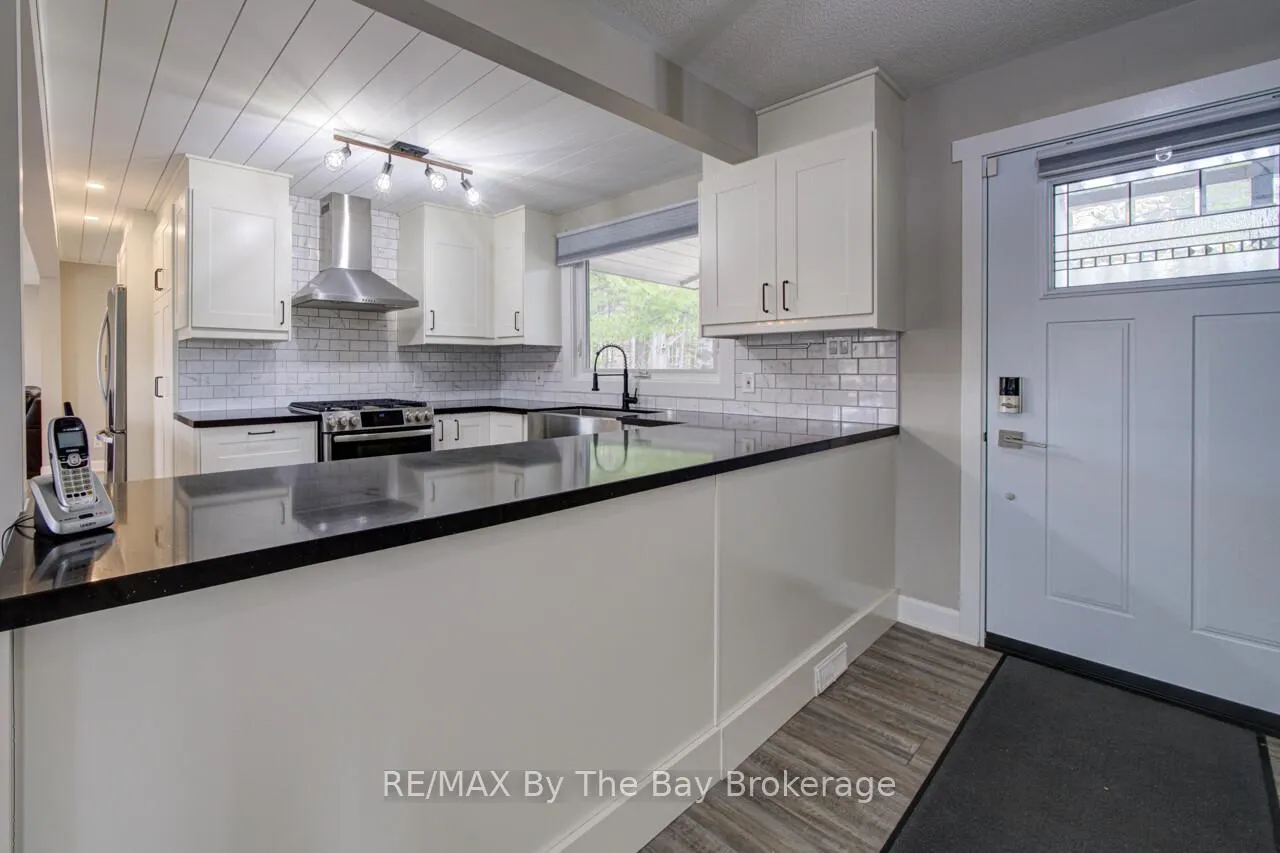 Photo 7 of 1628 River Road W, Wasaga Beach — HOMEH