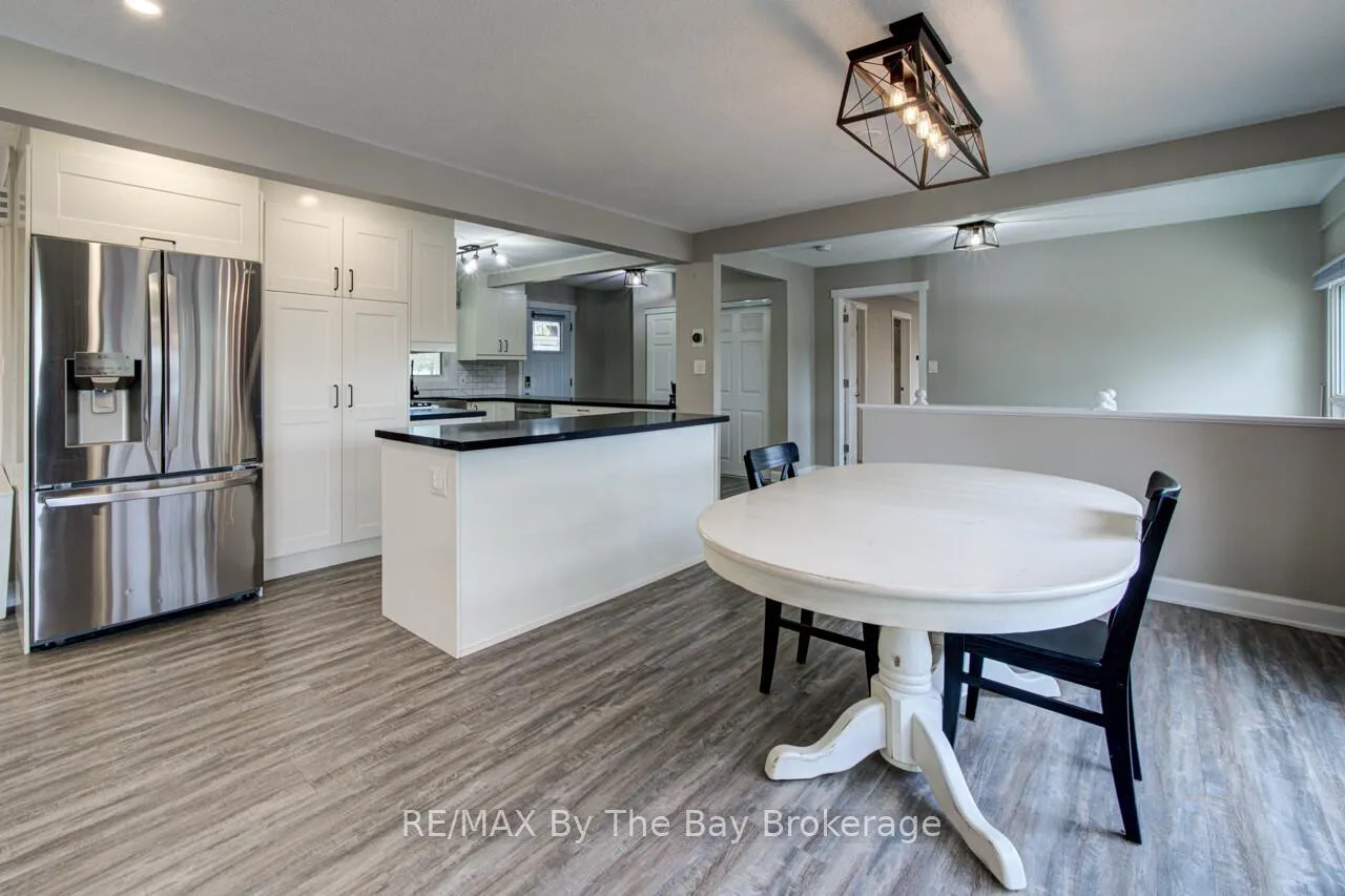 Photo 10 of 1628 River Road W, Wasaga Beach — HOMEH