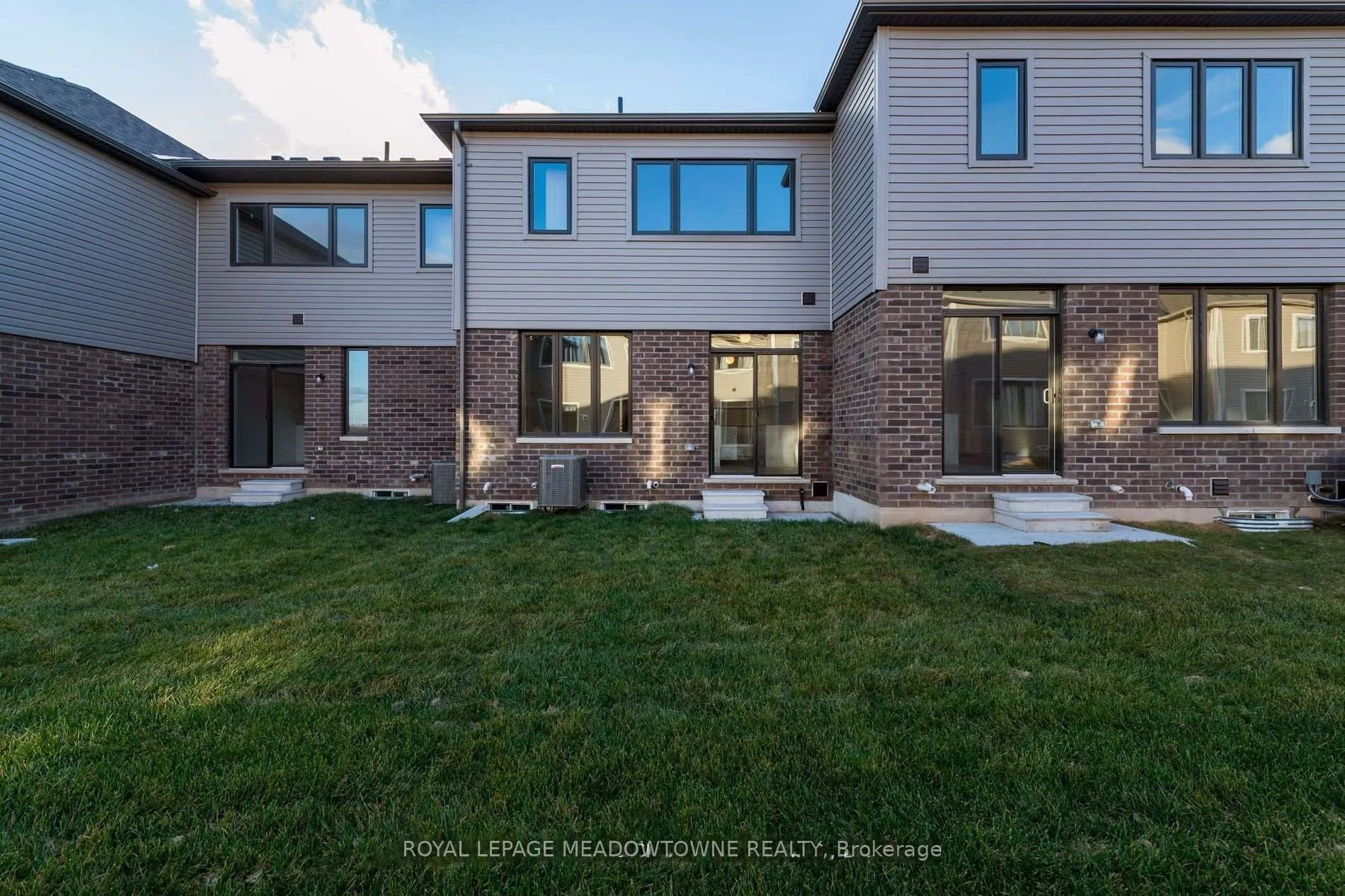 Photo 28 of 6 Prudhoe Terrace, Barrie, Rural Barrie Southeast — HOMEH