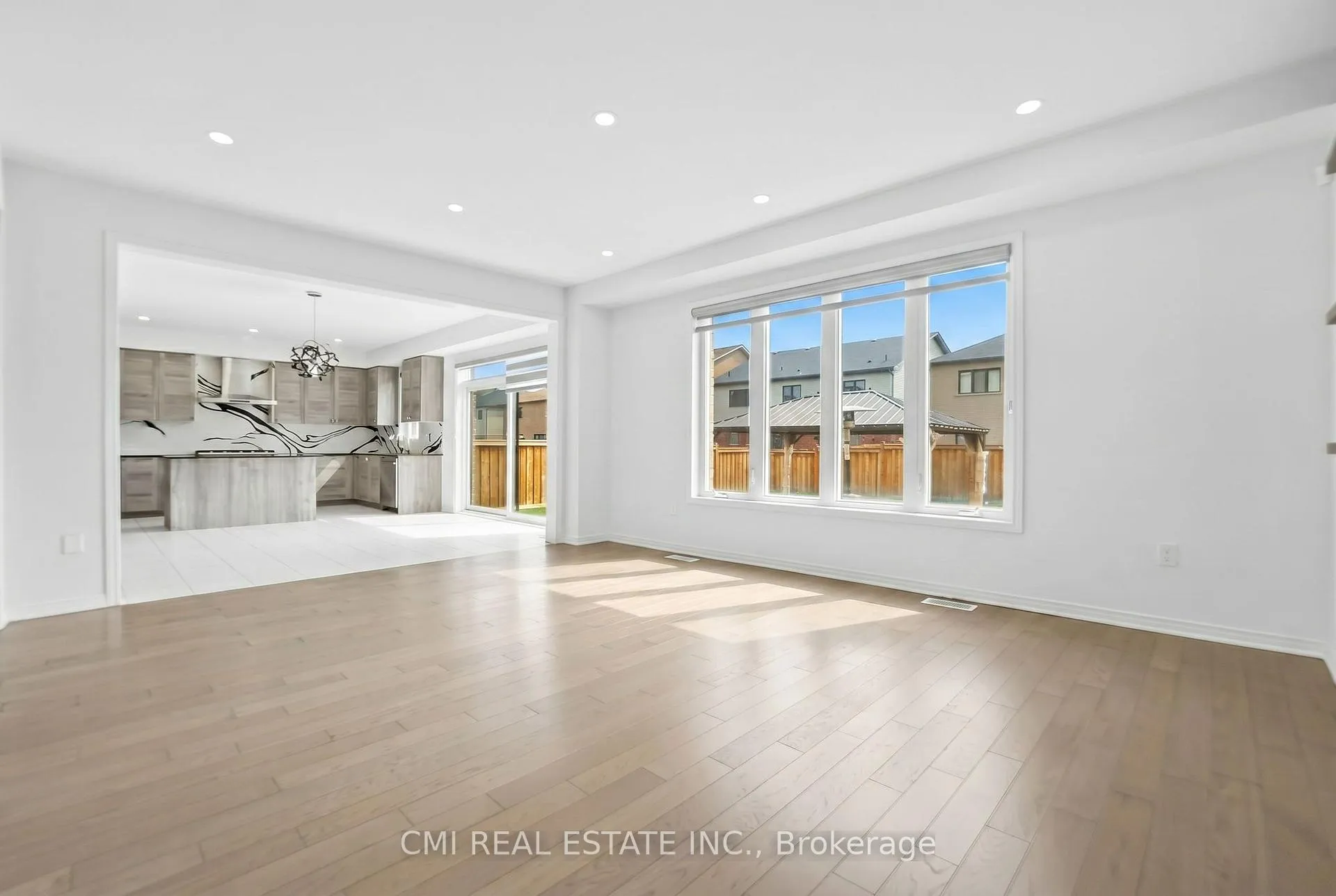 Photo 15 of 59 July Avenue, Hamilton, Stoney Creek Mountain — HOMEH