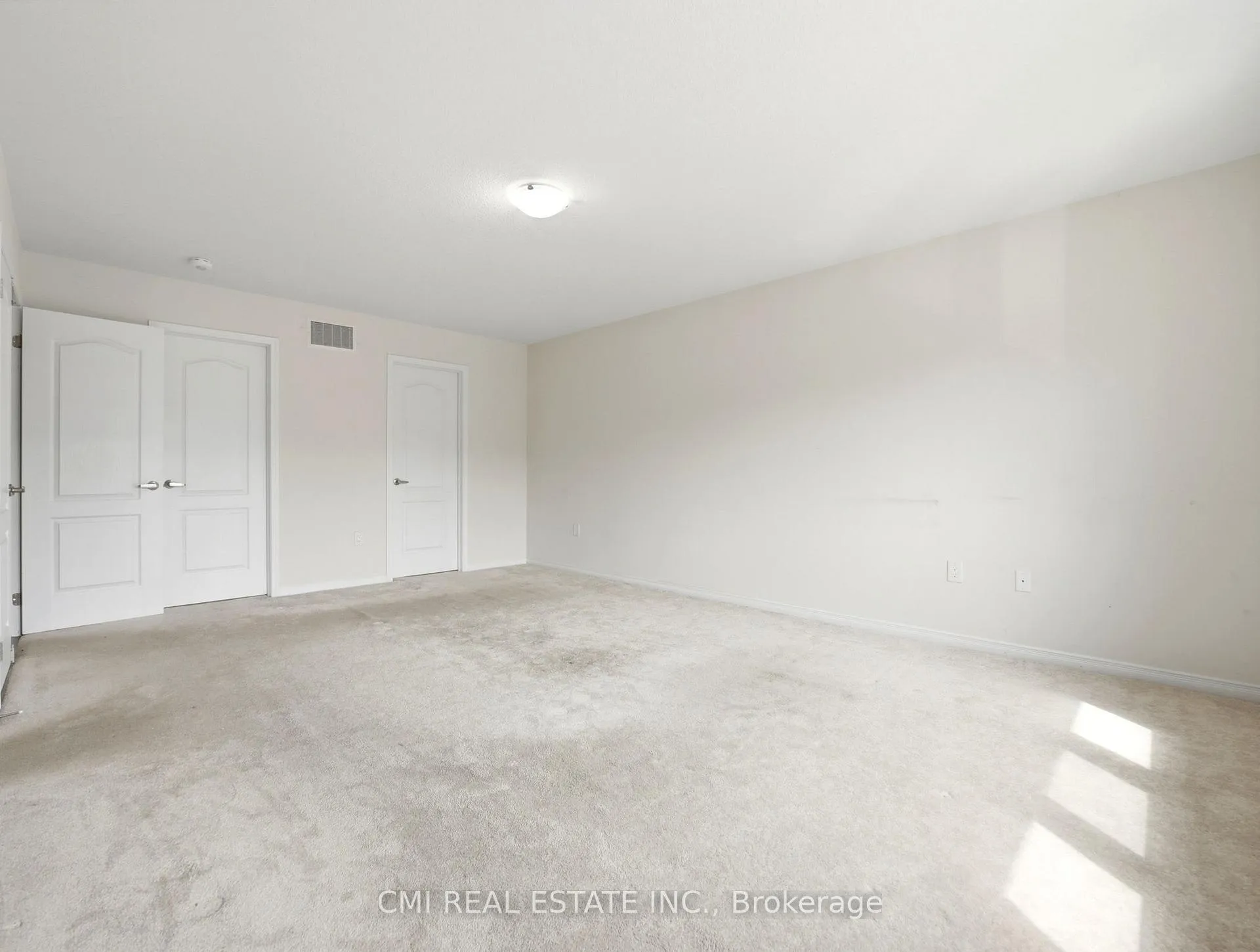 Photo 36 of 59 July Avenue, Hamilton, Stoney Creek Mountain — HOMEH