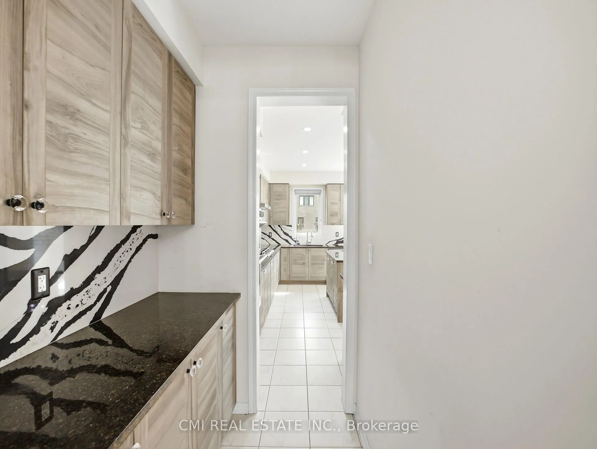 Photo 43 of 59 July Avenue, Hamilton, Stoney Creek Mountain — HOMEH