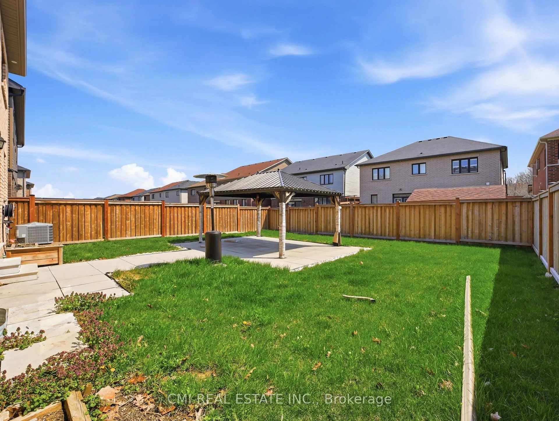 Photo 47 of 59 July Avenue, Hamilton, Stoney Creek Mountain — HOMEH