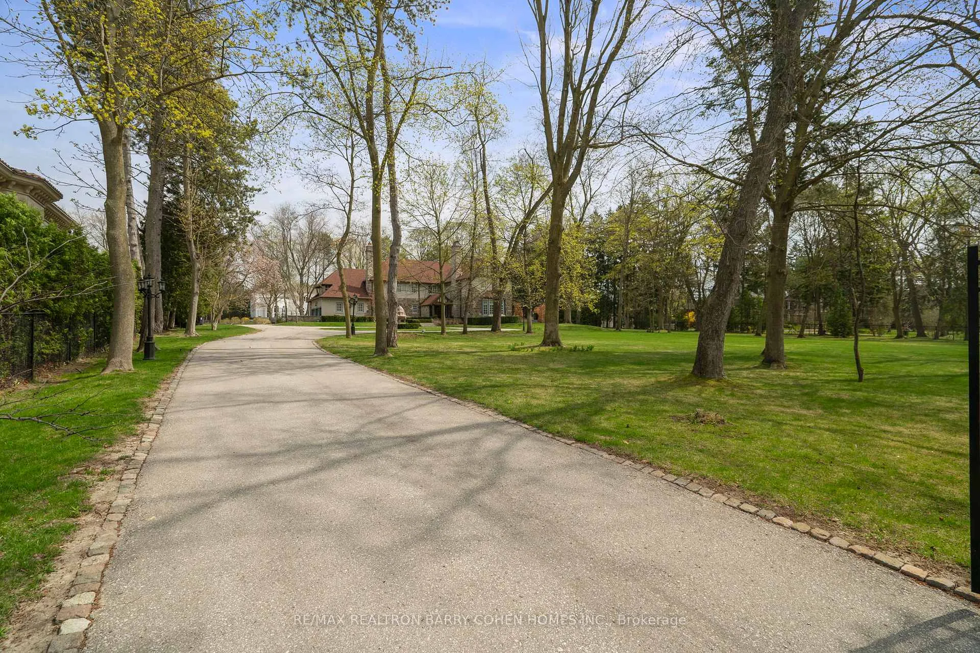 Photo of 15 Park Lane Circle