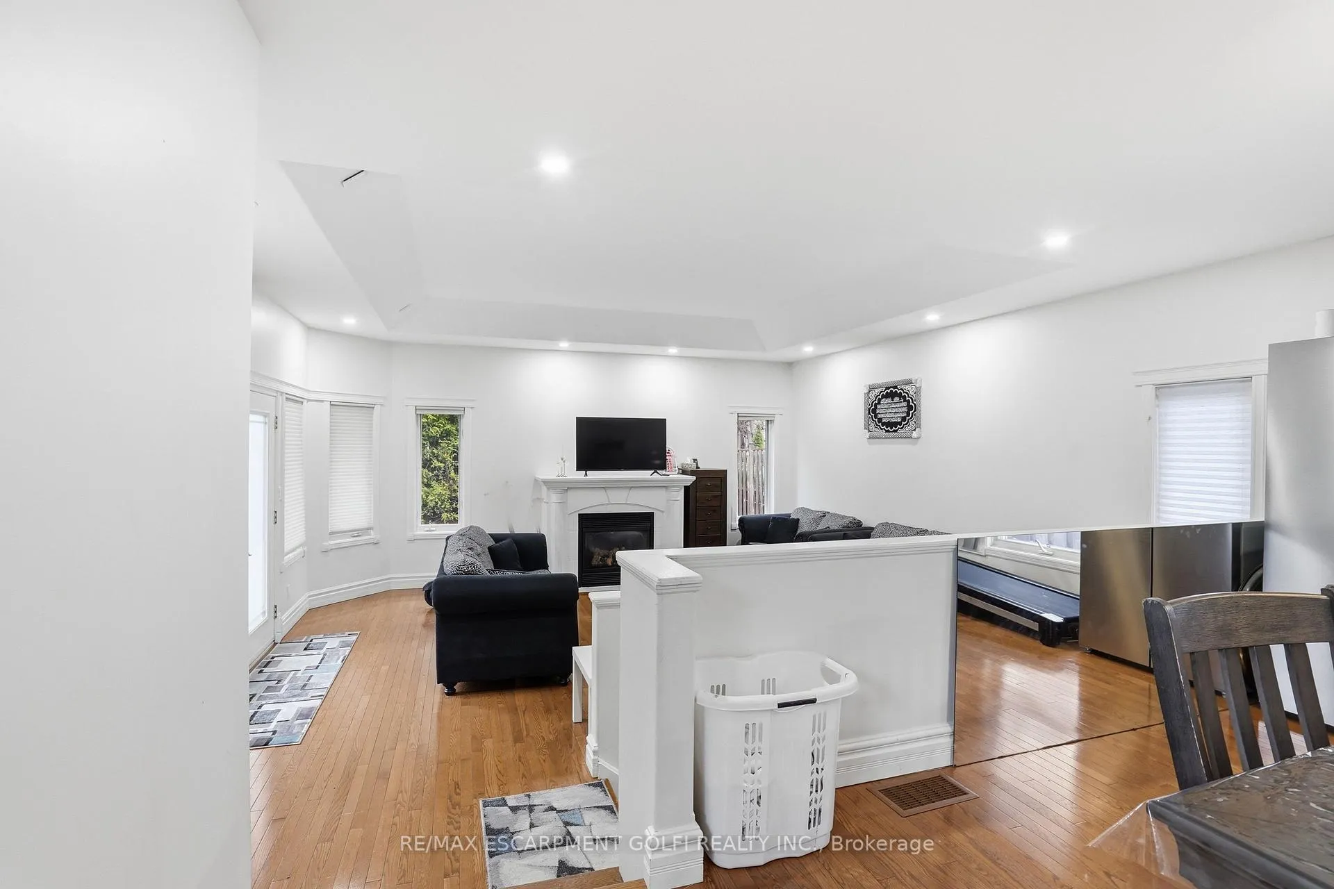 Photo 18 of 107 Deschene Avenue, Hamilton, Greeningdon — HOMEH