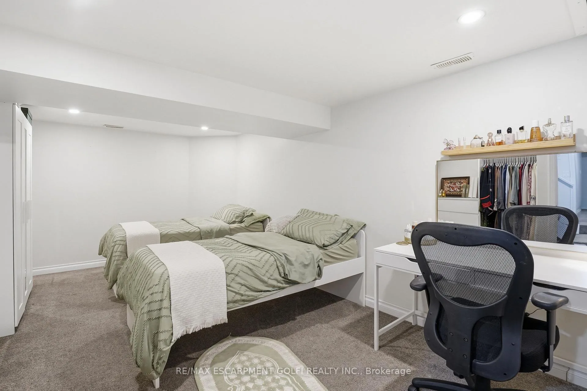Photo 24 of 107 Deschene Avenue, Hamilton, Greeningdon — HOMEH