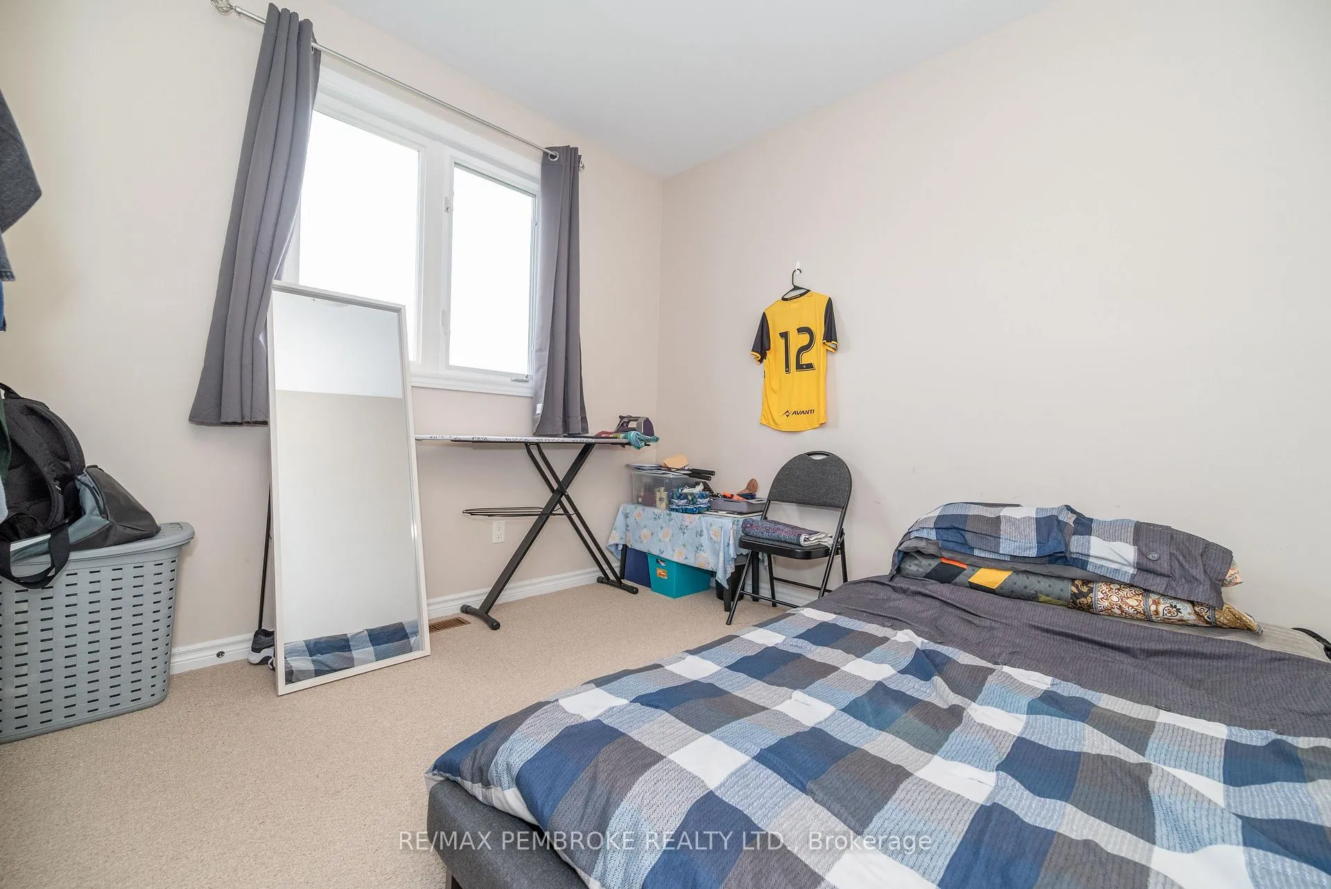 Photo 22 of 547 Gardner Crescent, Petawawa — HOMEH