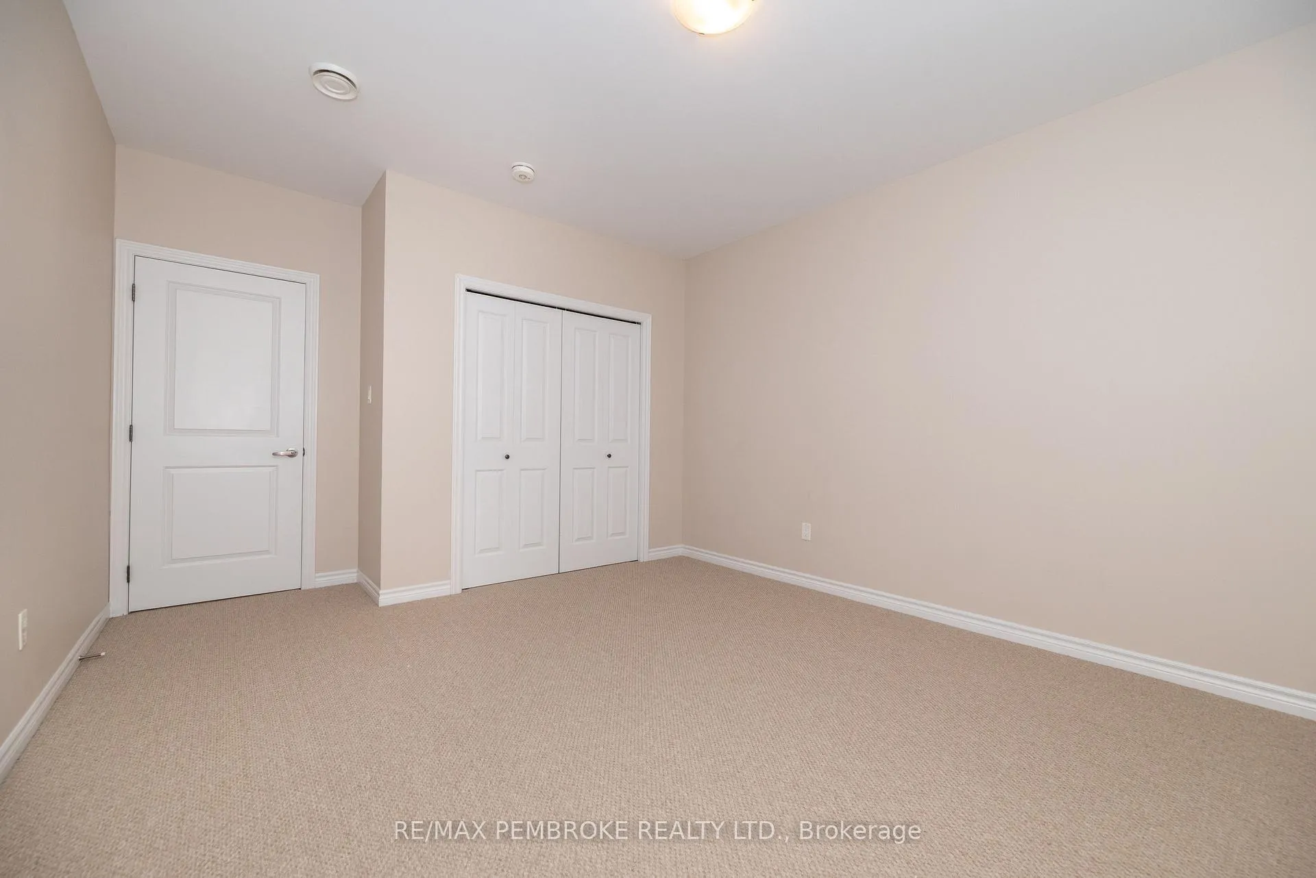 Photo 28 of 547 Gardner Crescent, Petawawa — HOMEH
