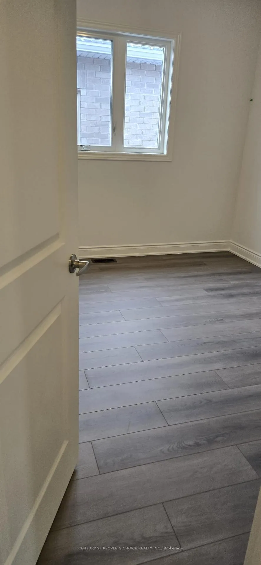 Photo 5 of 2232 Crystal Drive, Oshawa, Kedron — HOMEH