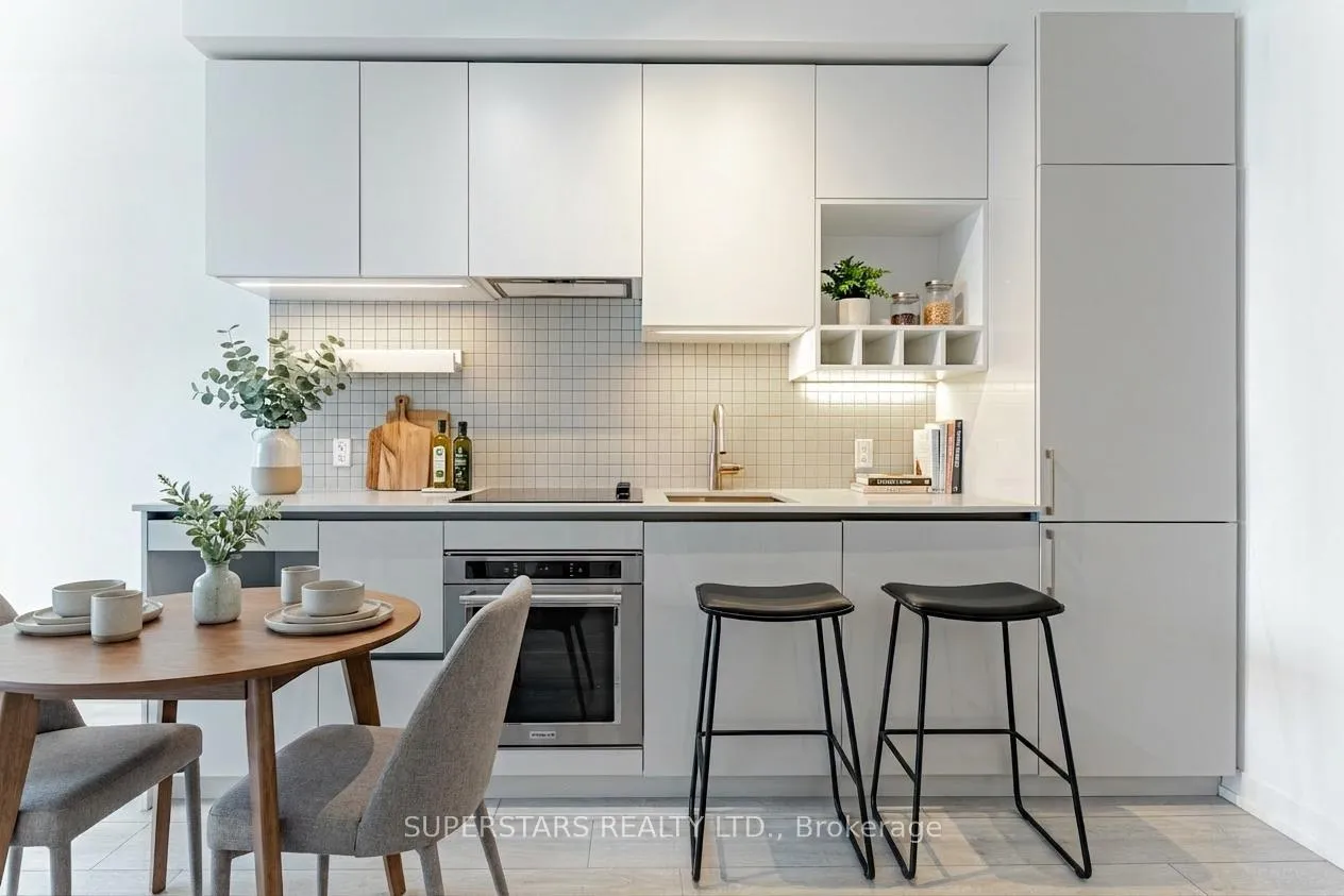 Photo 1 of Unit 5510, 950 Portage Parkway, Vaughan, Vaughan Corporate Centre — HOMEH