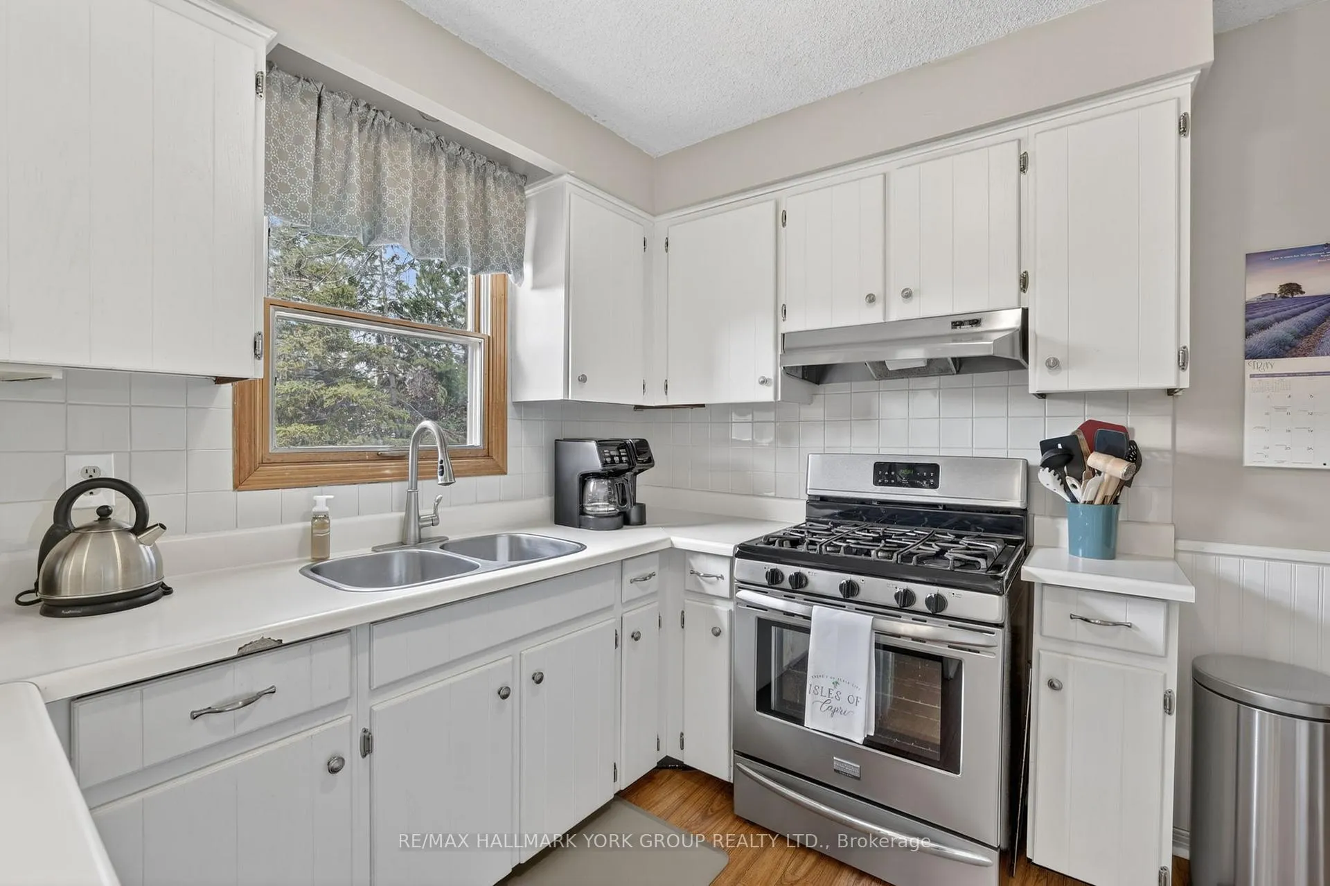 Photo 16 of 16 Wenderly Drive, Aurora, Aurora Village — HOMEH