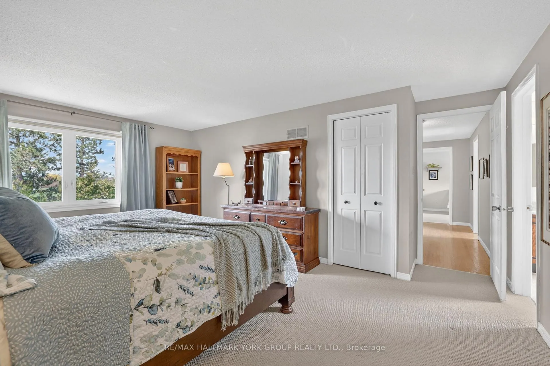 Photo 26 of 16 Wenderly Drive, Aurora, Aurora Village — HOMEH