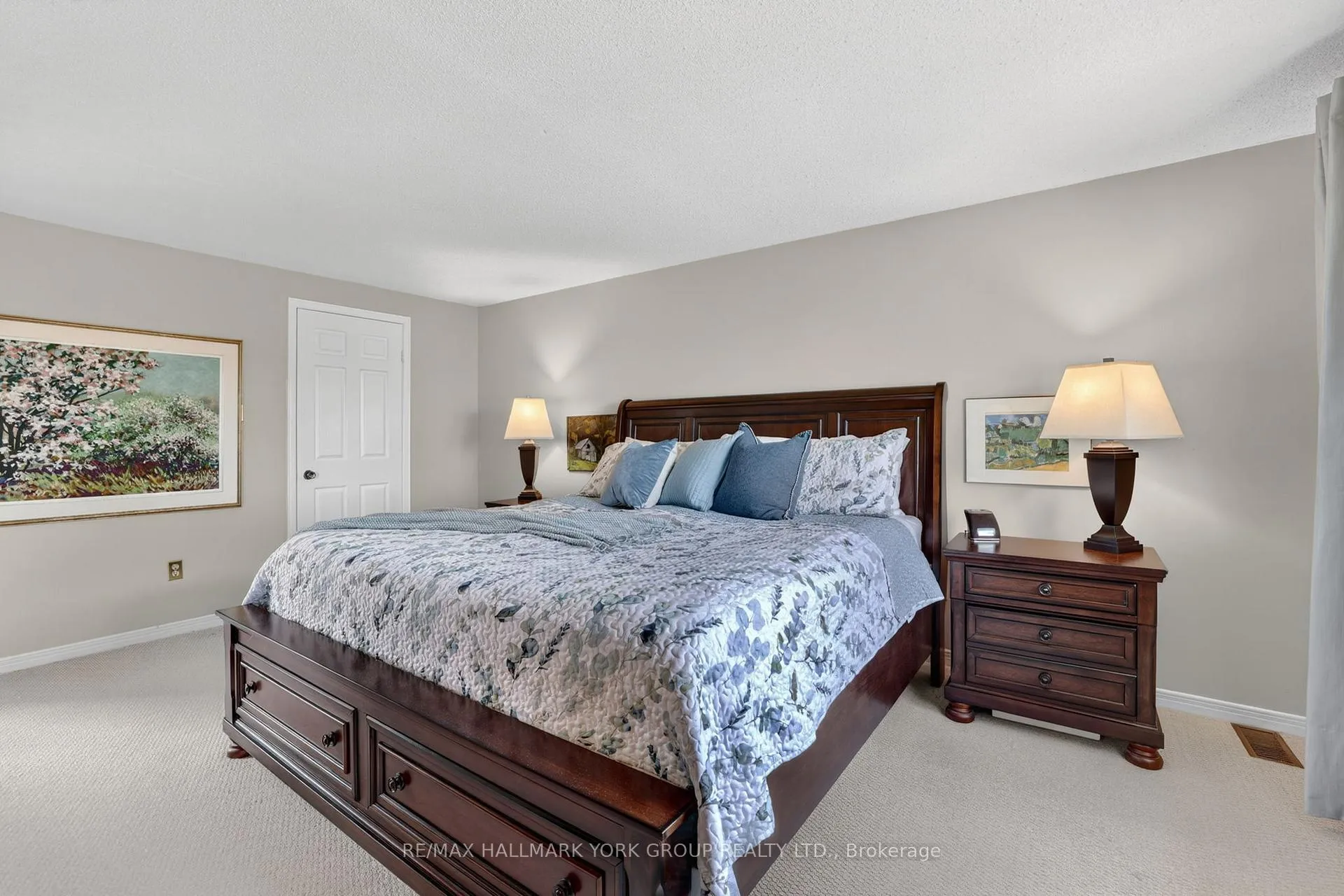 Photo 27 of 16 Wenderly Drive, Aurora, Aurora Village — HOMEH