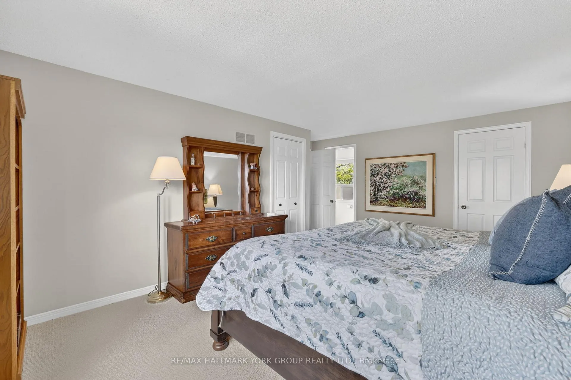 Photo 28 of 16 Wenderly Drive, Aurora, Aurora Village — HOMEH
