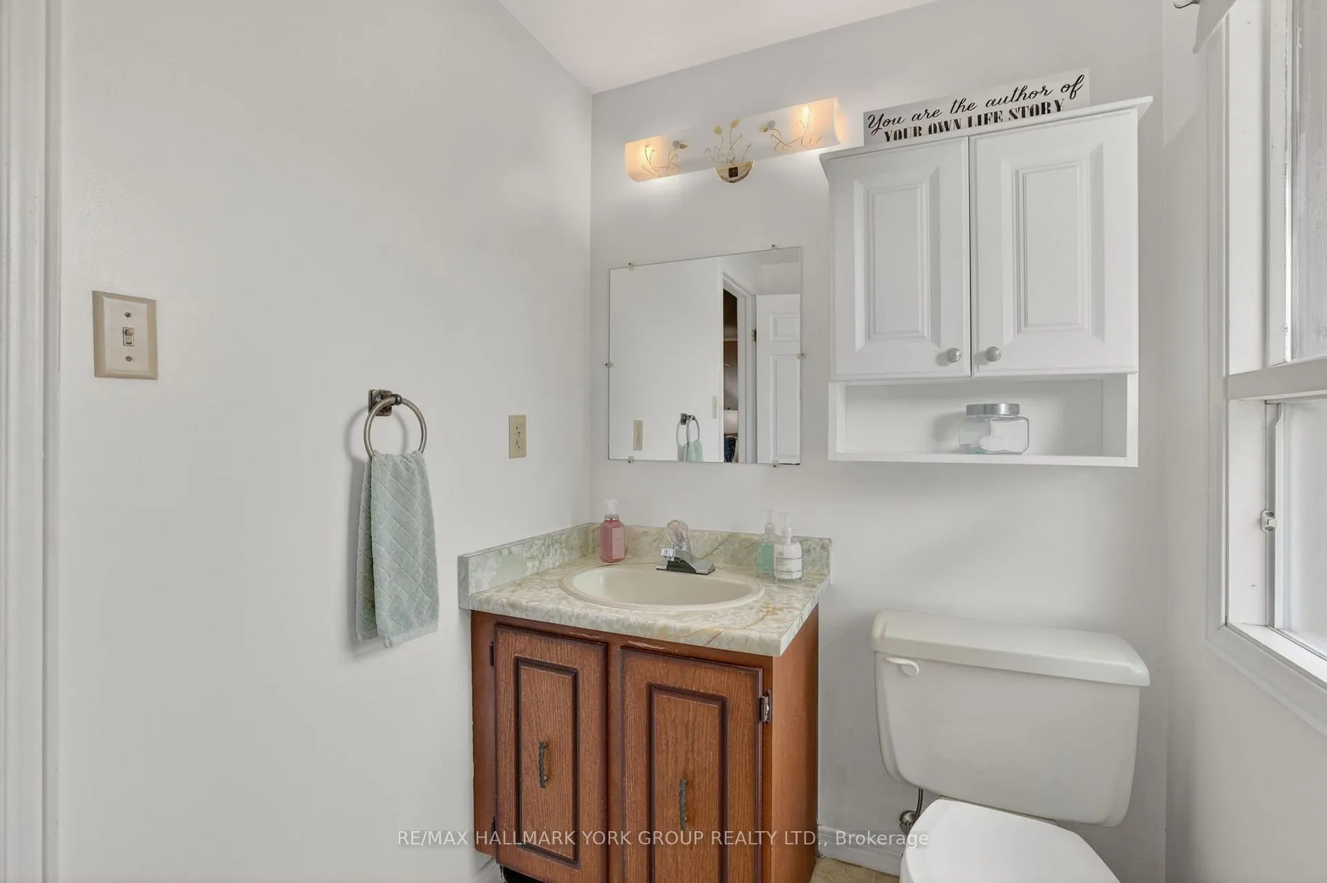 Photo 29 of 16 Wenderly Drive, Aurora, Aurora Village — HOMEH