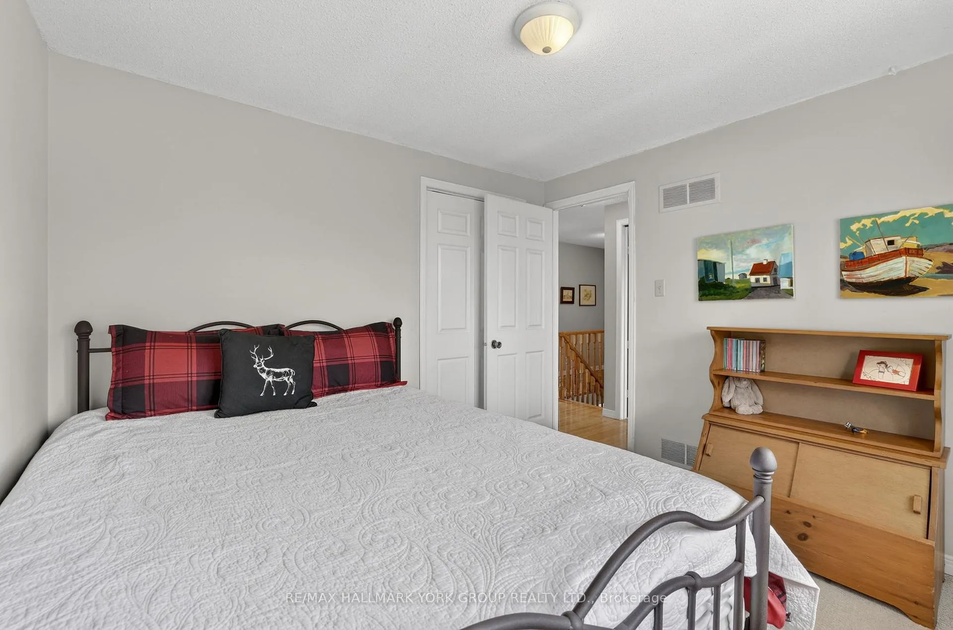 Photo 34 of 16 Wenderly Drive, Aurora, Aurora Village — HOMEH