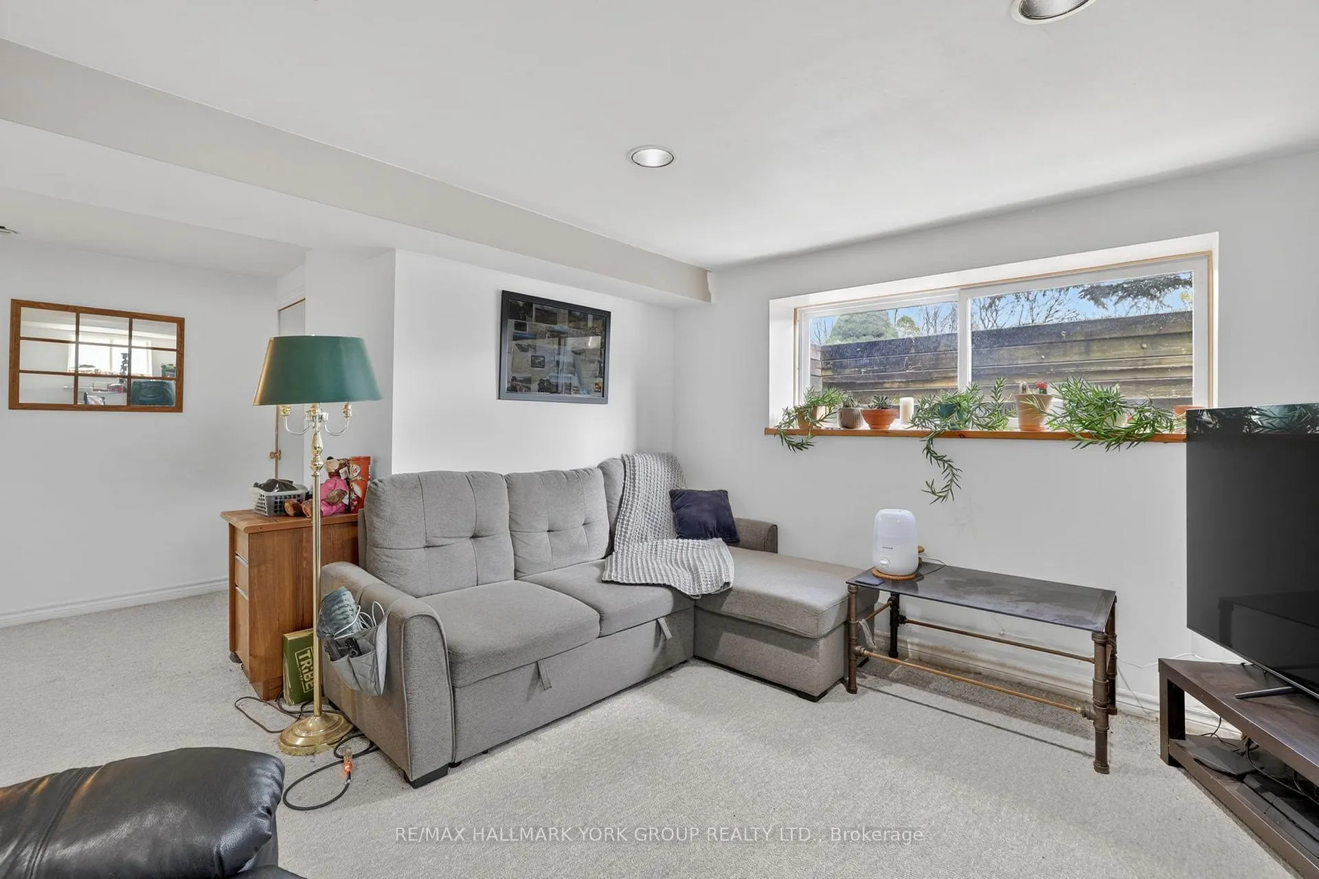 Photo 41 of 16 Wenderly Drive, Aurora, Aurora Village — HOMEH