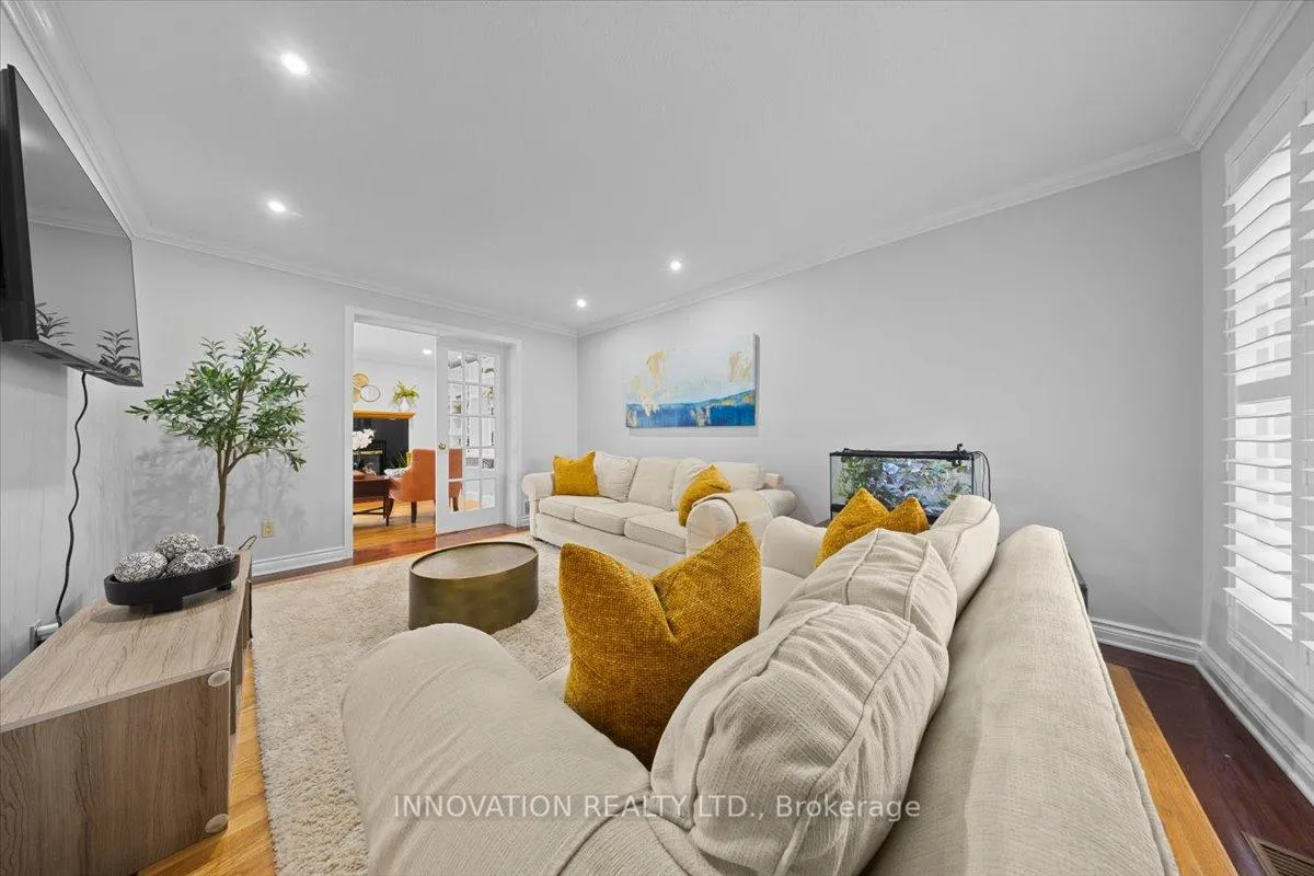 Photo 6 of 32 Weybridge Drive, Ottawa, Barrhaven - Cedargrove/Fraserdale — HOMEH