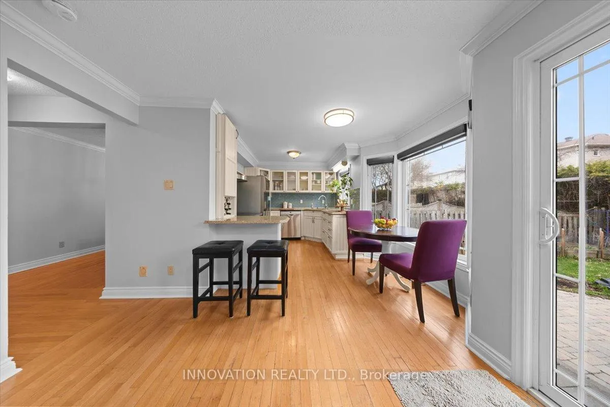 Photo 10 of 32 Weybridge Drive, Ottawa, Barrhaven - Cedargrove/Fraserdale — HOMEH
