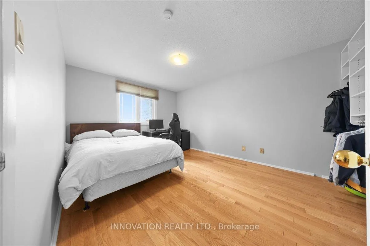 Photo 28 of 32 Weybridge Drive, Ottawa, Barrhaven - Cedargrove/Fraserdale — HOMEH