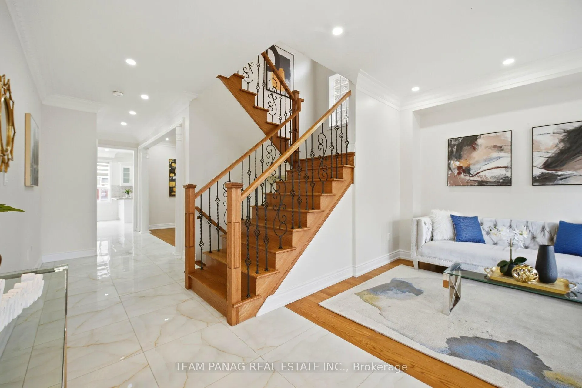 Photo 6 of 55 Lyndbrook Crescent, Brampton, Bram East — HOMEH