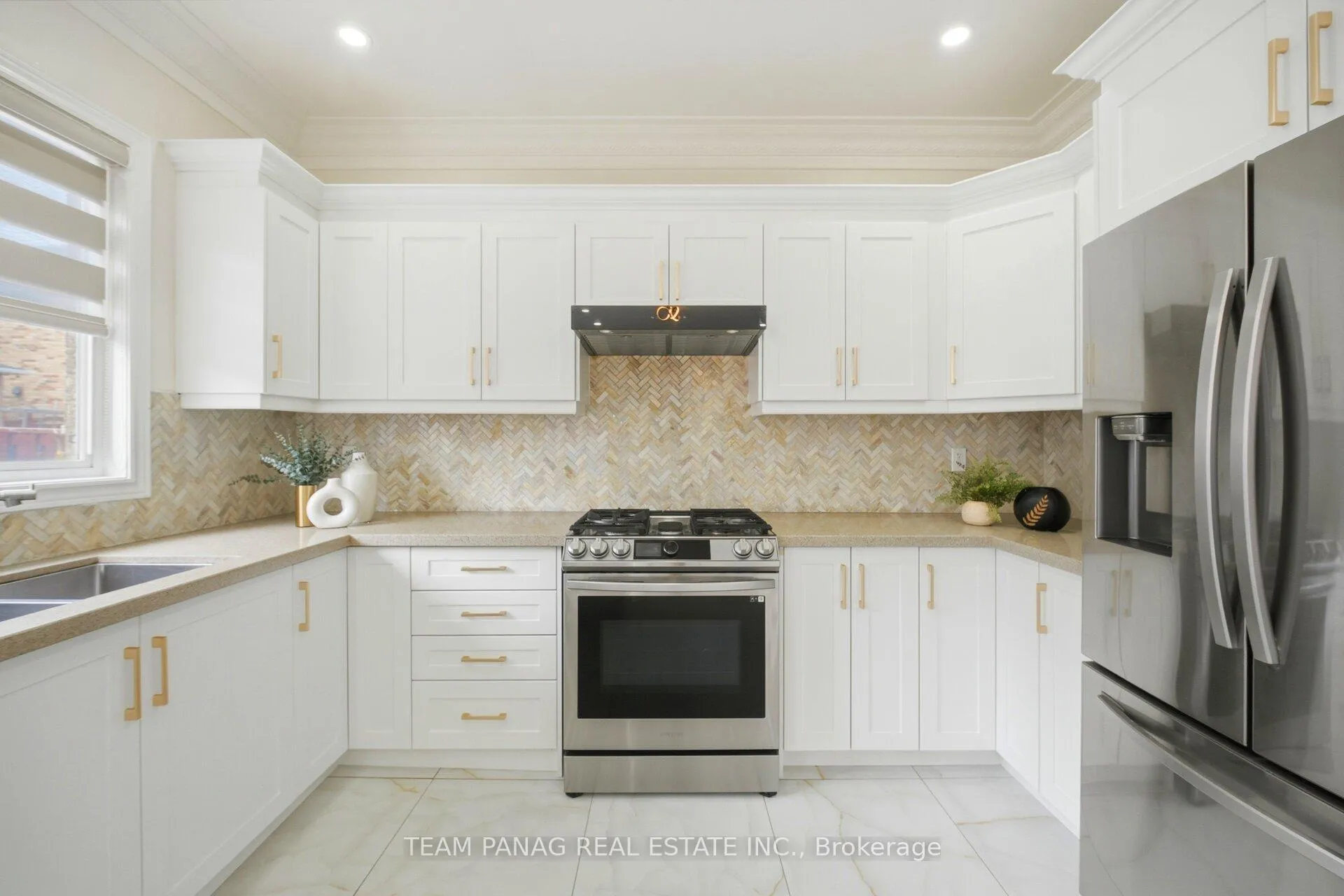 Photo 14 of 55 Lyndbrook Crescent, Brampton, Bram East — HOMEH
