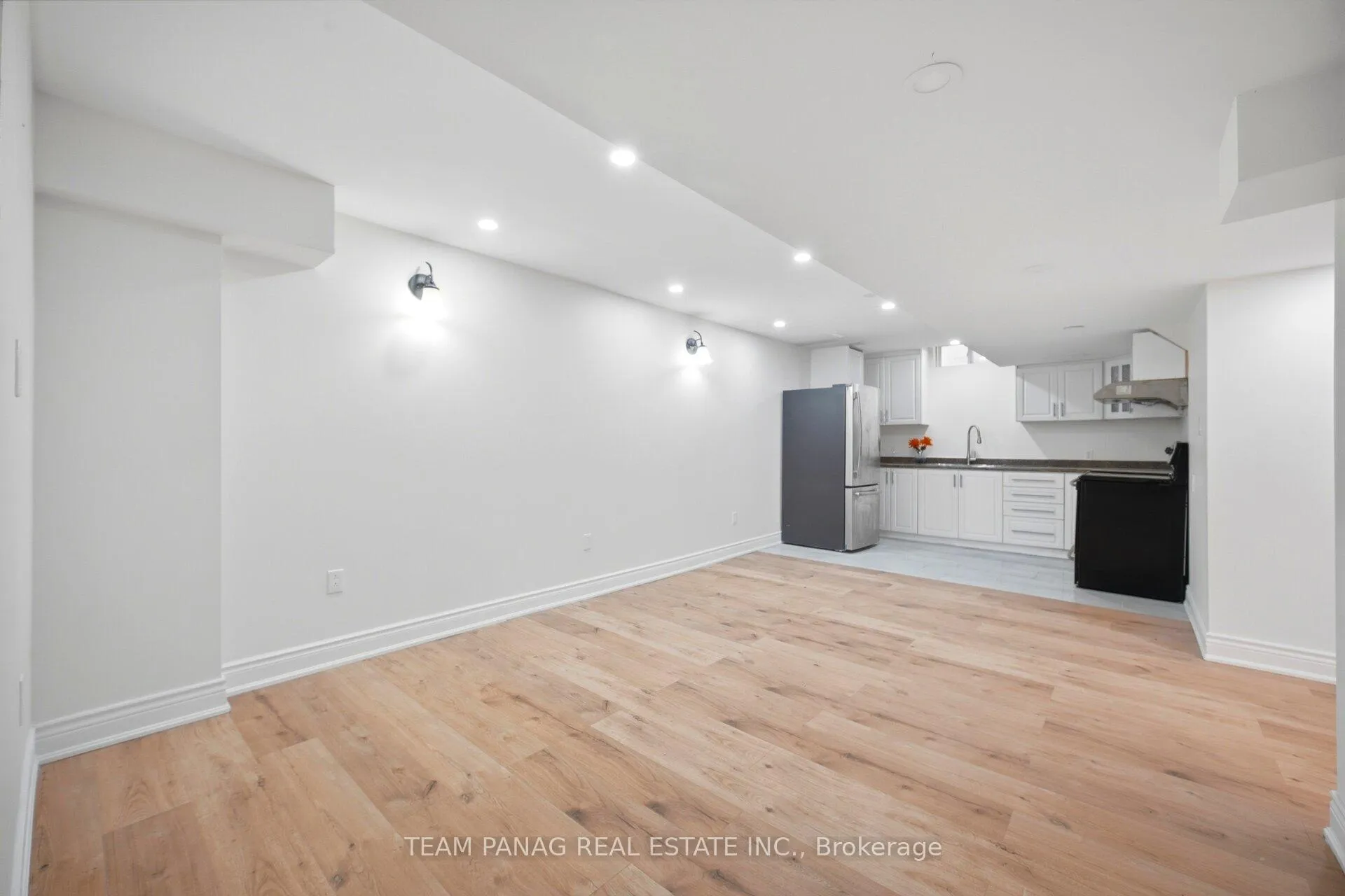Photo 36 of 55 Lyndbrook Crescent, Brampton, Bram East — HOMEH