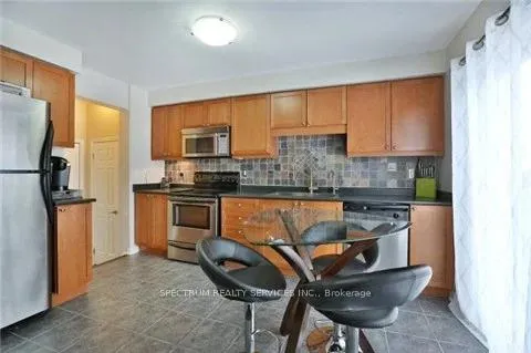 Photo 6 of 2584 Valleyridge Drive, Oakville, Bronte Creek — HOMEH