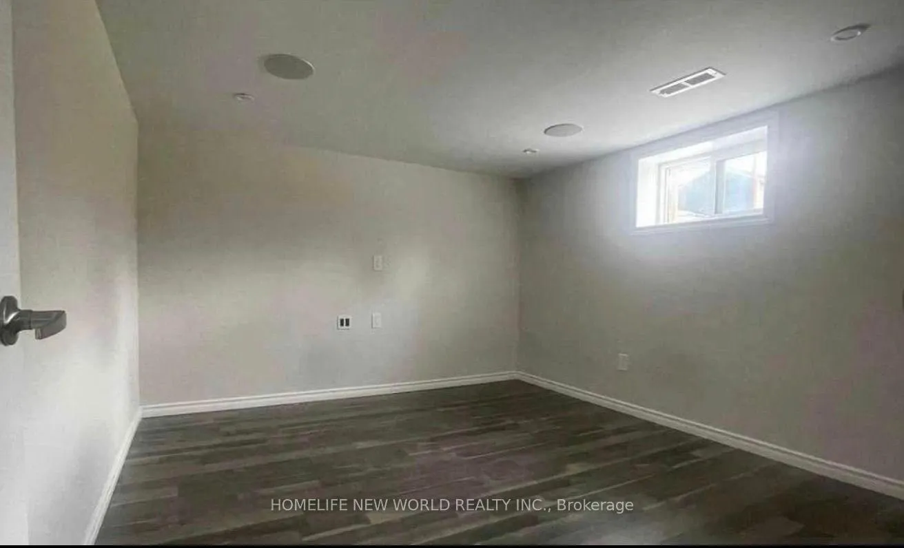 Photo 8 of Unit BSMT, 98 Lynvalley Crescent, Scarborough, Wexford-Maryvale — HOMEH