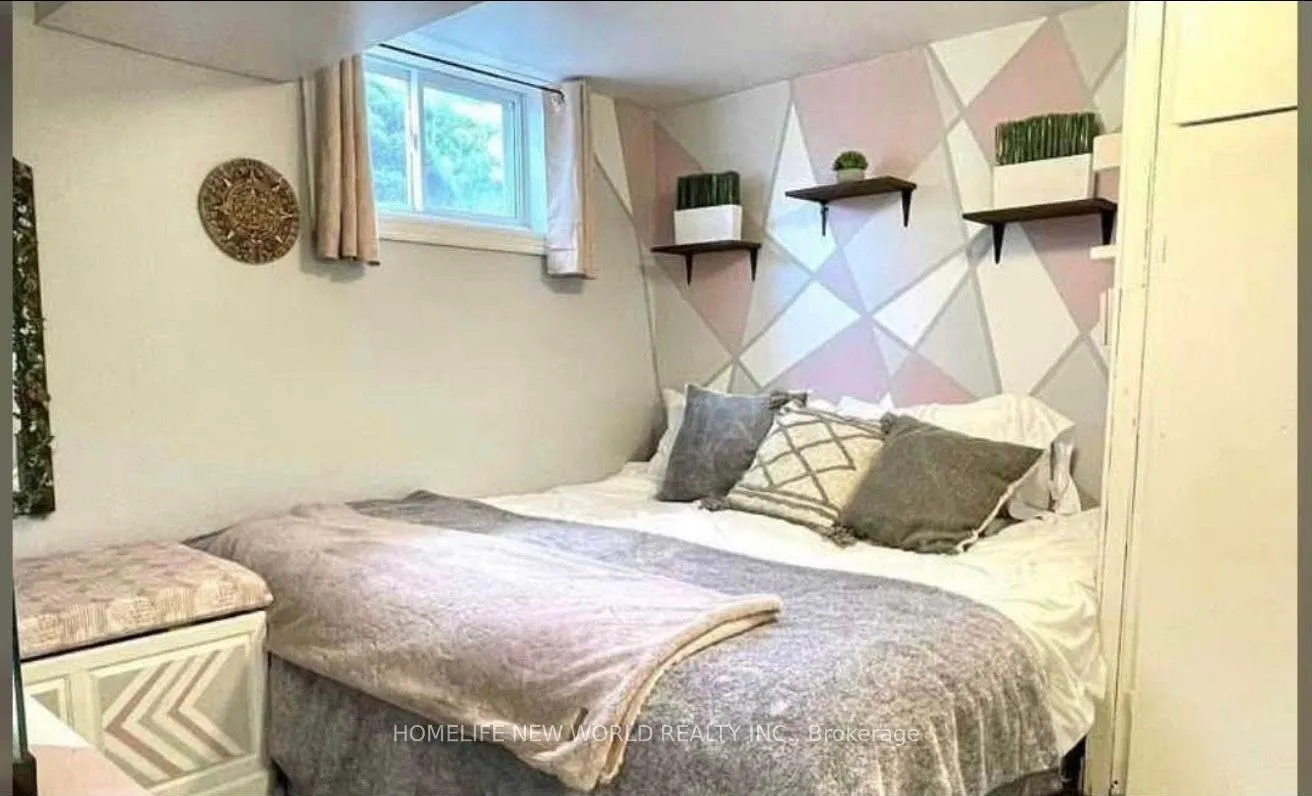 Photo 10 of Unit BSMT, 98 Lynvalley Crescent, Scarborough, Wexford-Maryvale — HOMEH