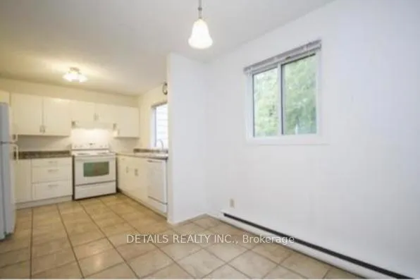 Photo 8 of 862 Grenon Avenue, Ottawa, Britannia Heights — HOMEH