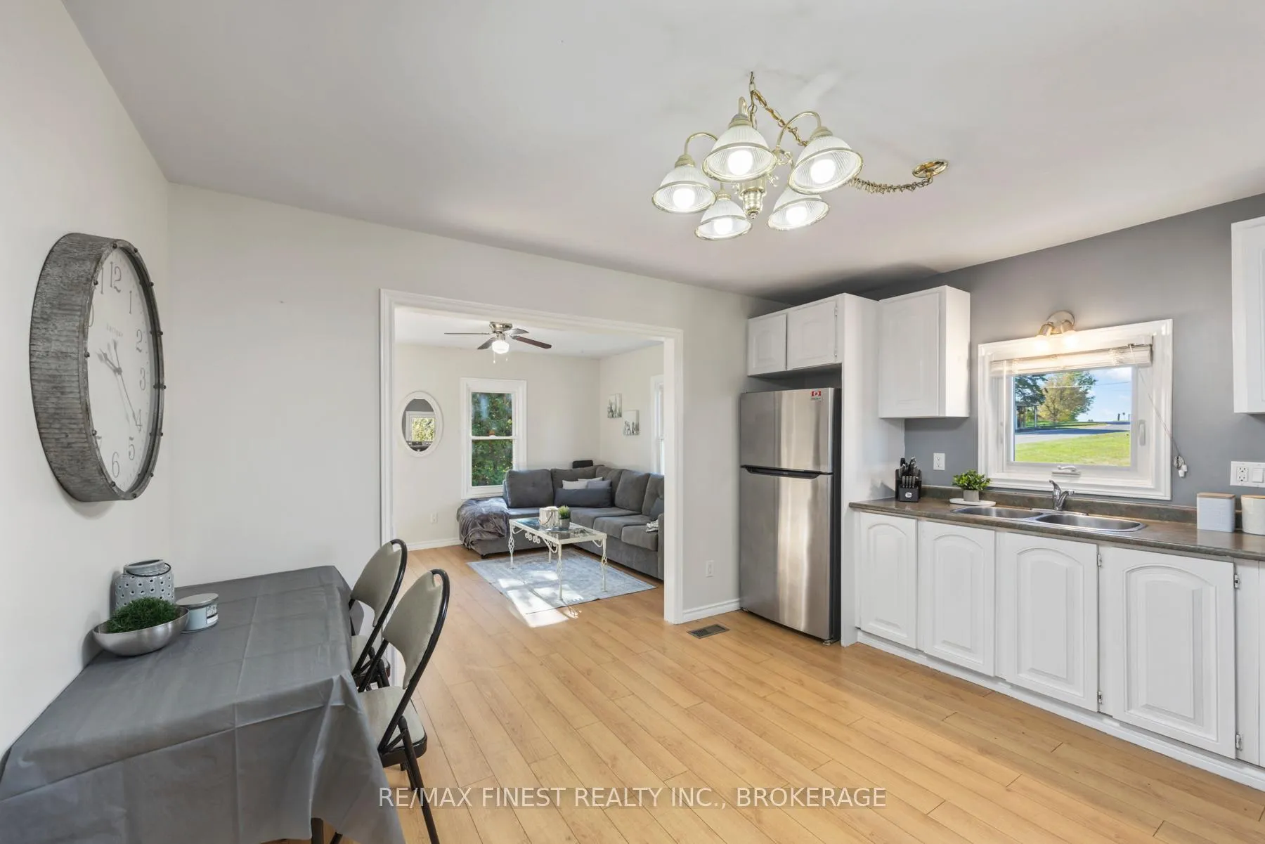 Photo 7 of 1018 Oak Flats Road, Frontenac, Frontenac South — HOMEH