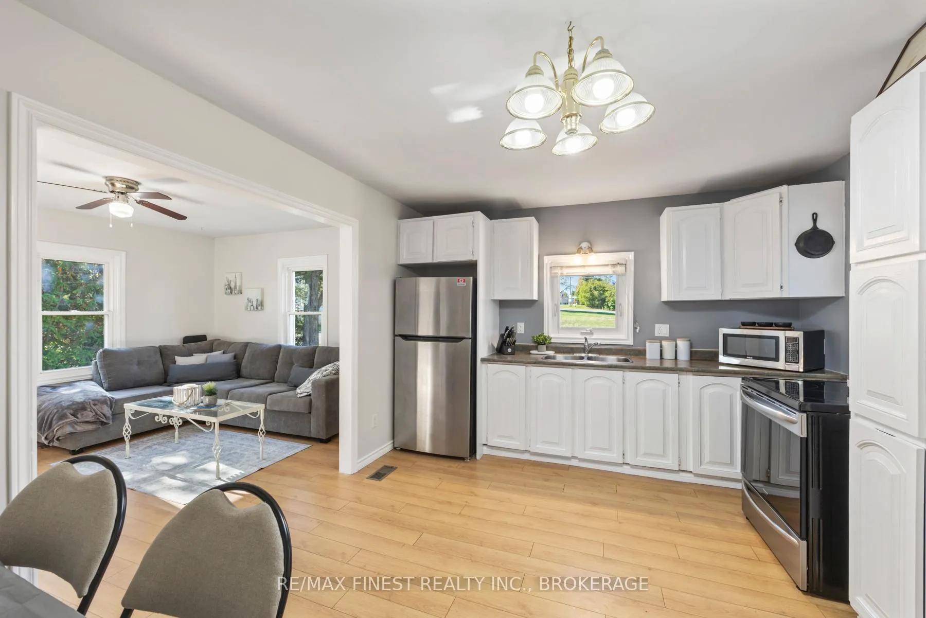 Photo 9 of 1018 Oak Flats Road, Frontenac, Frontenac South — HOMEH