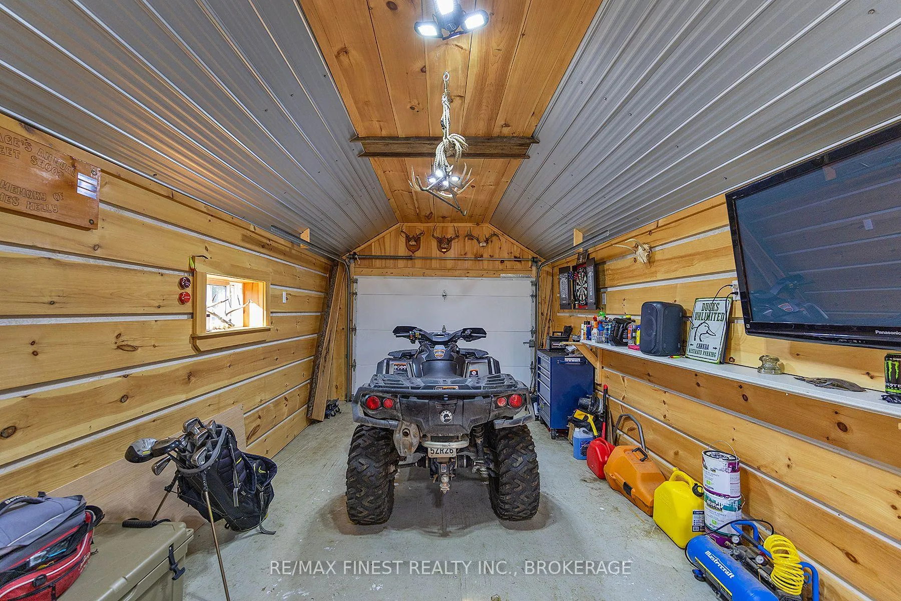 Photo 24 of 1018 Oak Flats Road, Frontenac, Frontenac South — HOMEH