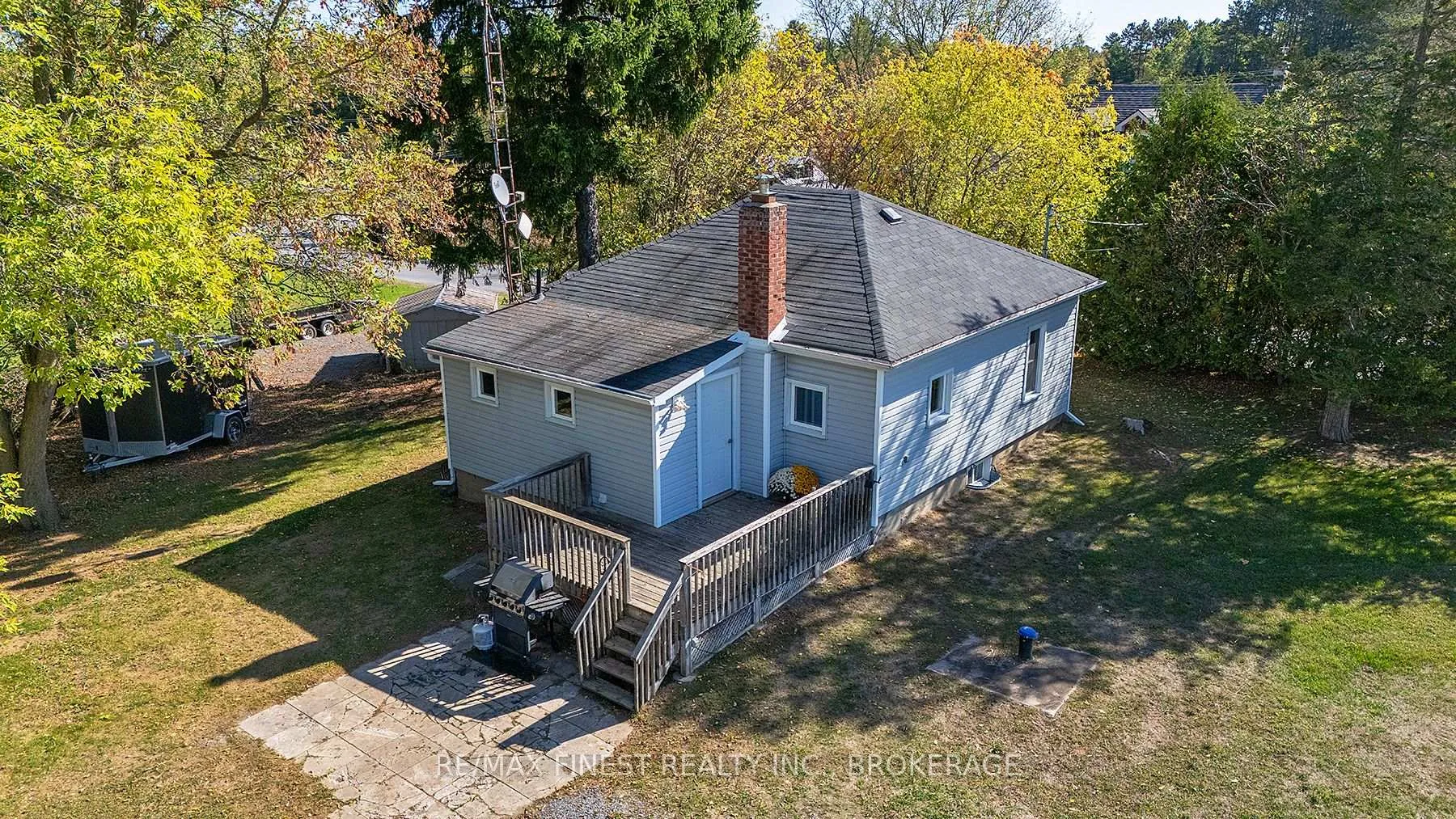Photo 37 of 1018 Oak Flats Road, Frontenac, Frontenac South — HOMEH