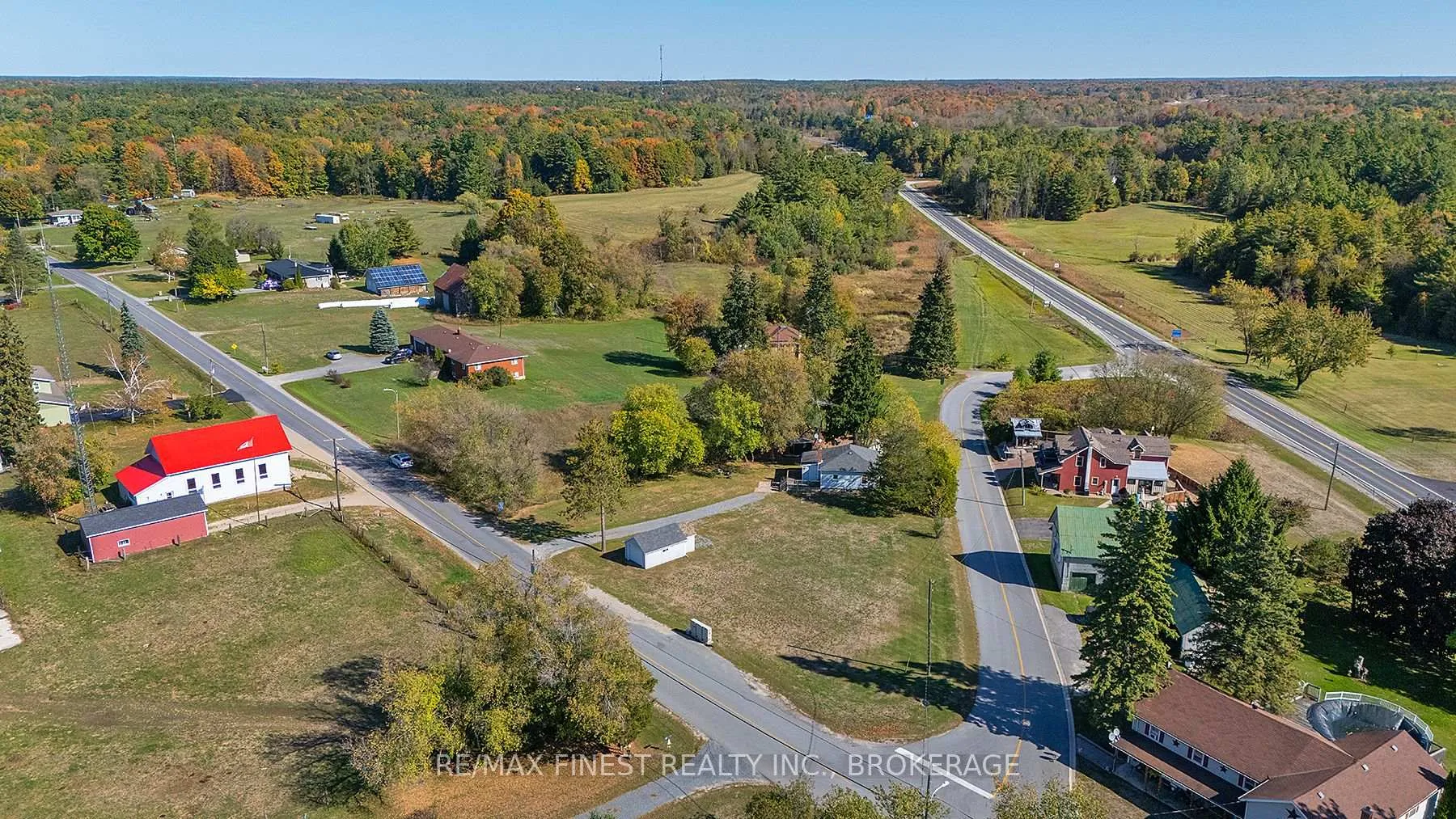 Photo 40 of 1018 Oak Flats Road, Frontenac, Frontenac South — HOMEH