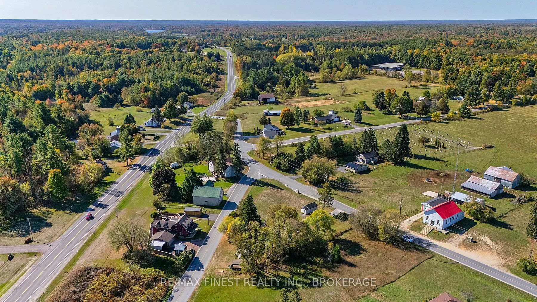 Photo 42 of 1018 Oak Flats Road, Frontenac, Frontenac South — HOMEH