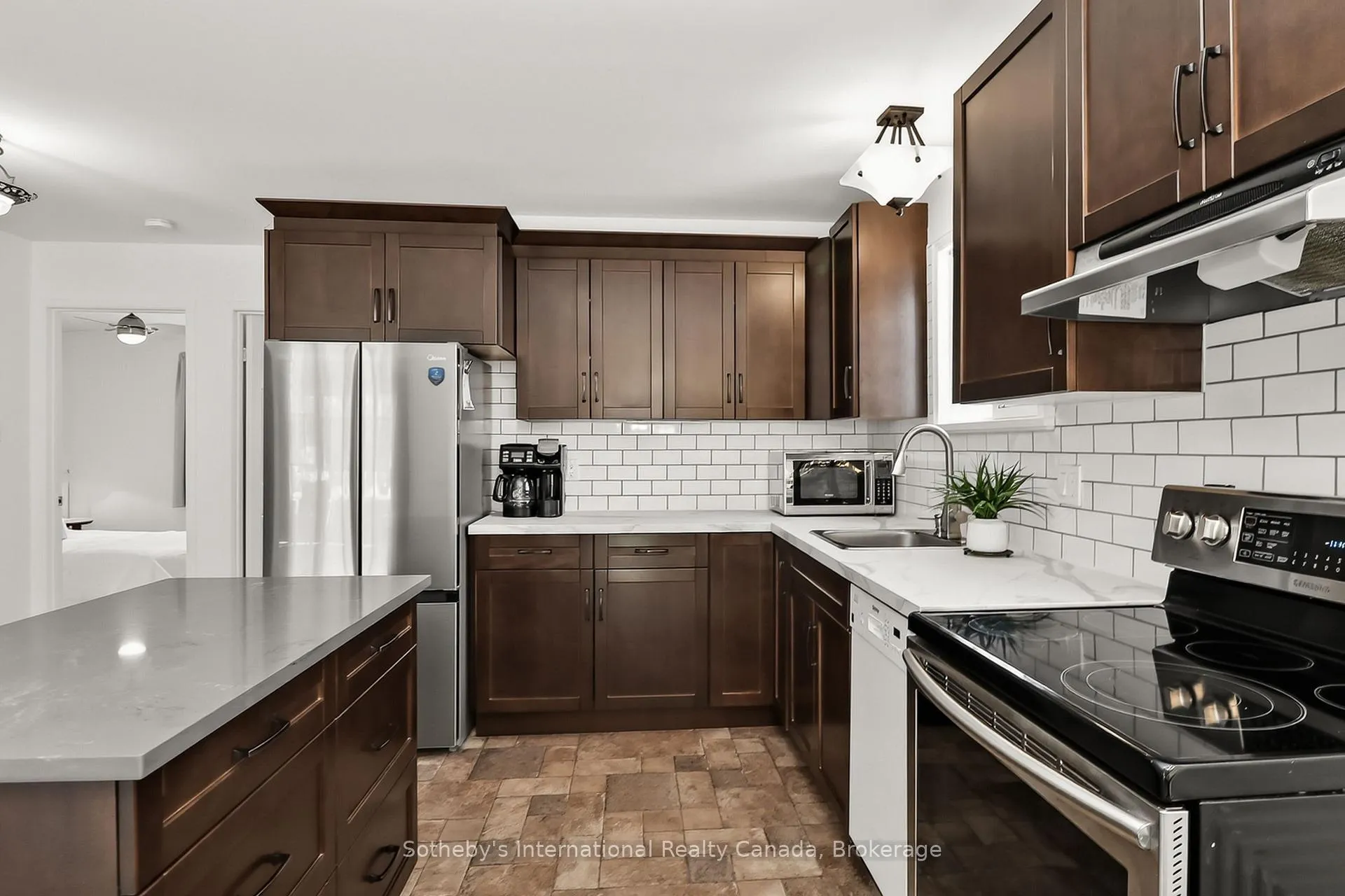 Photo 7 of 224 Beech Street, Clearview, Stayner — HOMEH