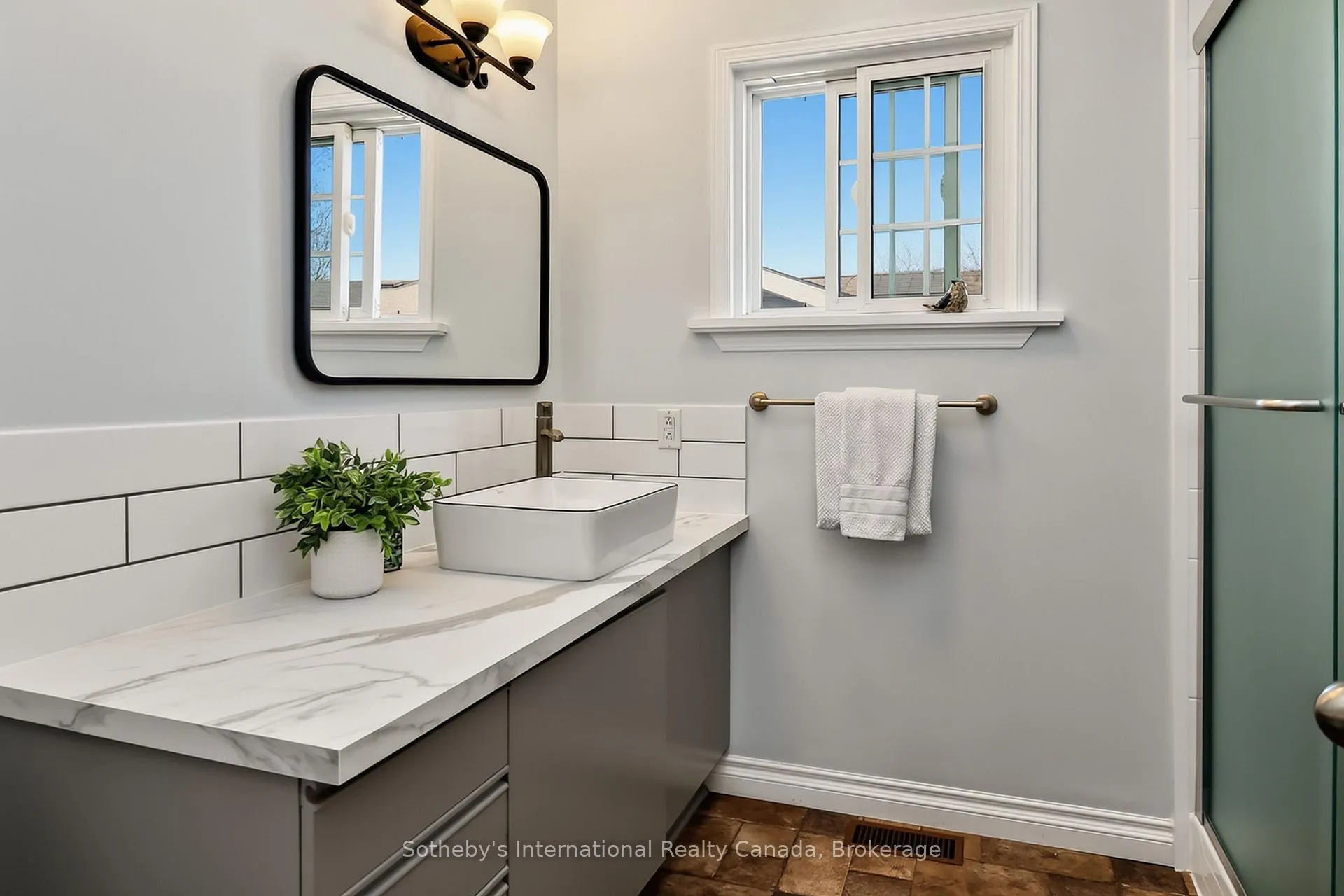 Photo 19 of 224 Beech Street, Clearview, Stayner — HOMEH