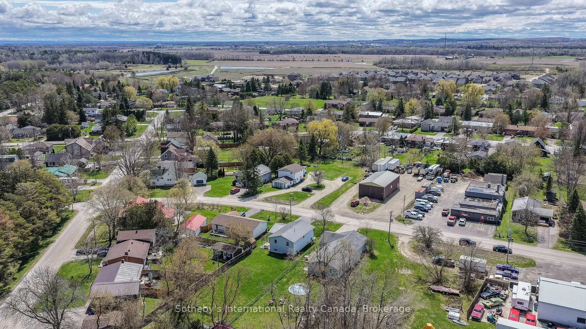Photo 39 of 224 Beech Street, Clearview, Stayner — HOMEH