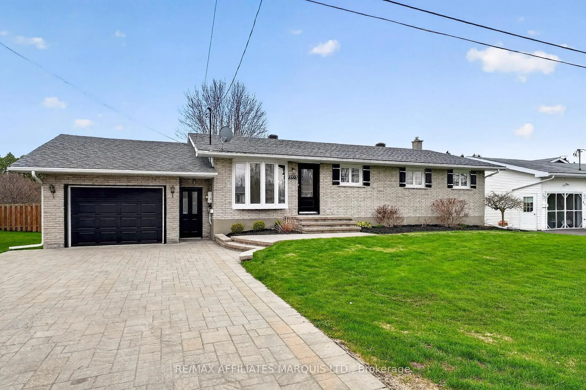 Photo 2 of 207 McKenzie Street, Cornwall — HOMEH