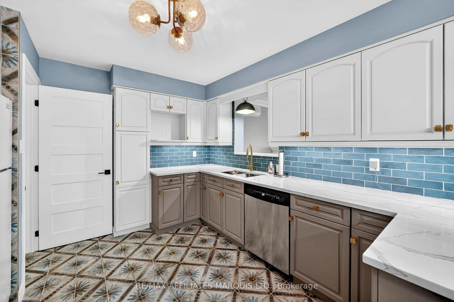 Photo 9 of 207 McKenzie Street, Cornwall — HOMEH