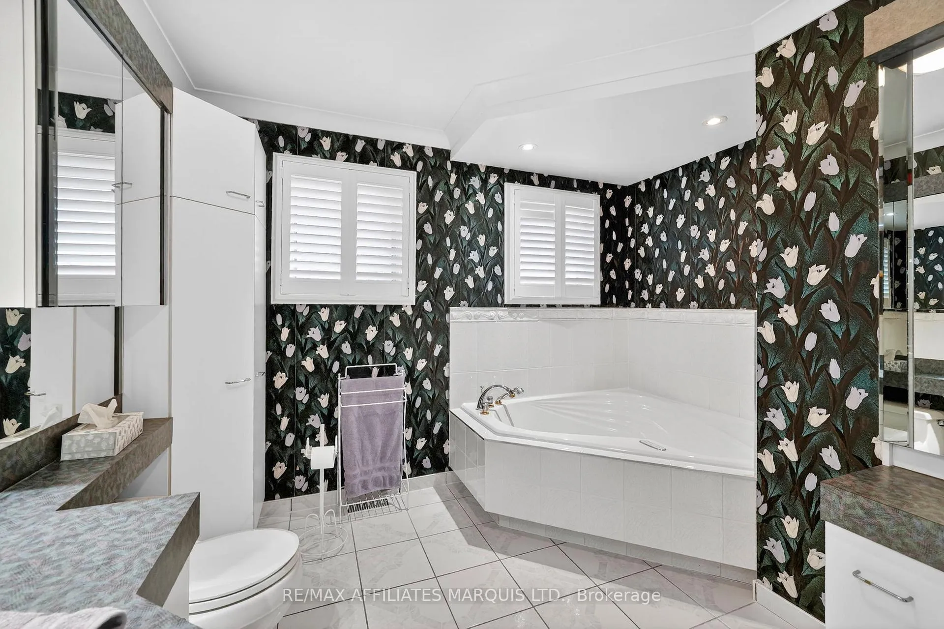 Photo 23 of 207 McKenzie Street, Cornwall — HOMEH