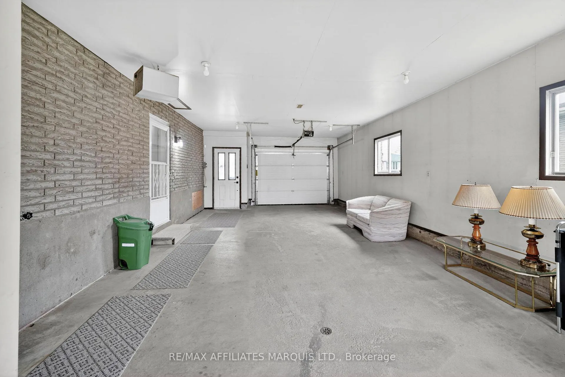 Photo 44 of 207 McKenzie Street, Cornwall — HOMEH