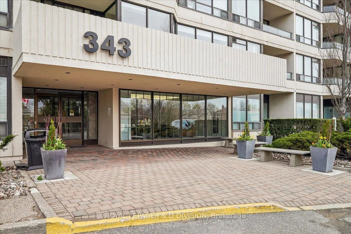 Photo 3 of Unit 1404, 343 Clark Avenue W, Vaughan, Crestwood-Springfarm-Yorkhill — HOMEH